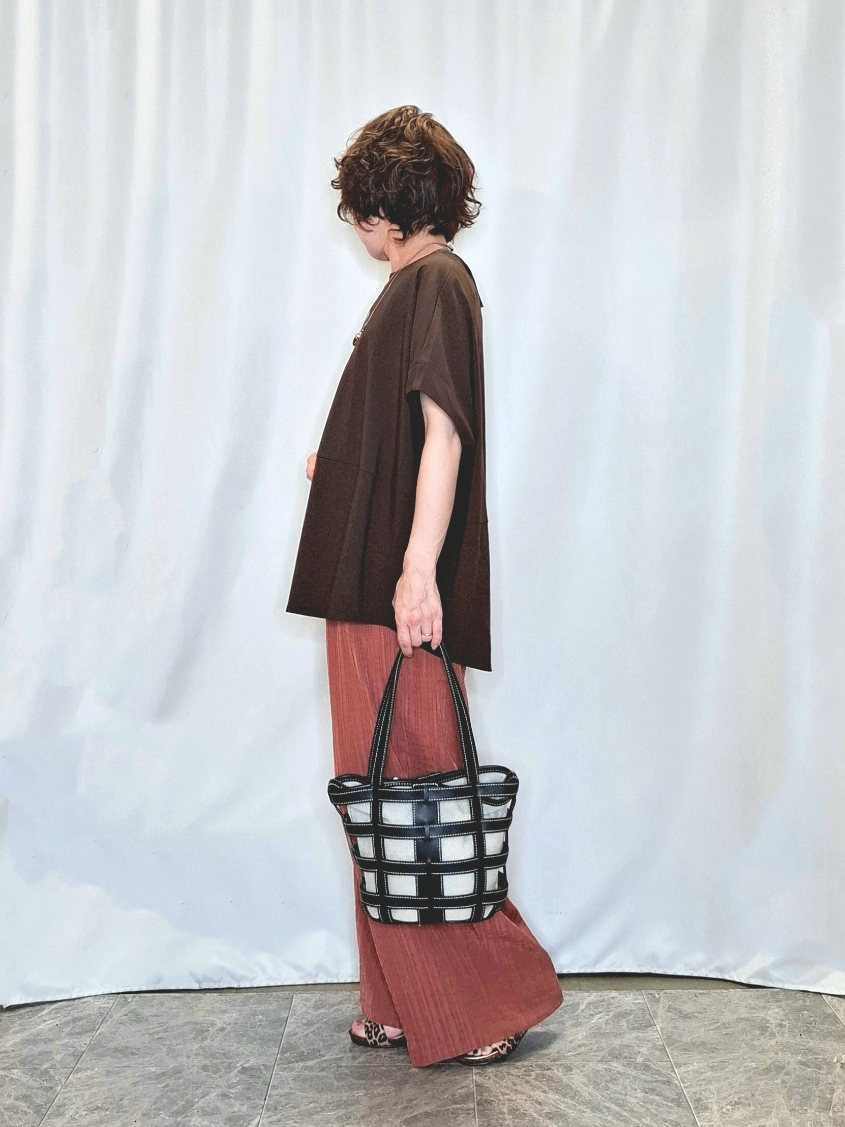 ぬーさんの「SHOO･LA･RUE｜【洗濯機可/セットアップ可】軽凛(かろりん) シンプル上品 切替コクーントップス」を使ったコーディネート