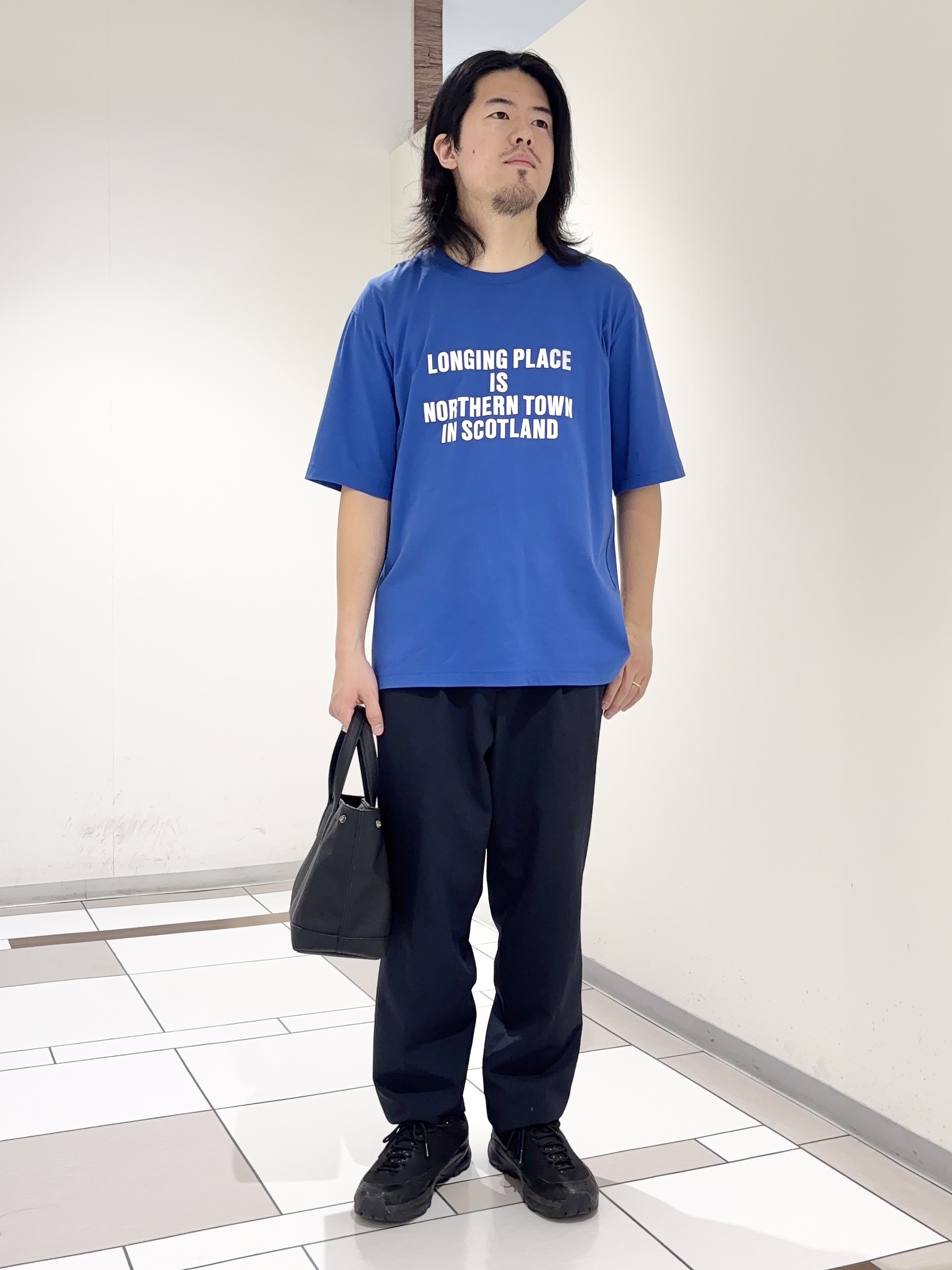 及川さんの「TAKEO KIKUCHI｜【BOWLER HAT LABEL】アイスクリアコットン バッククロスピストル 半袖Tシャツ」を使ったコーディネート