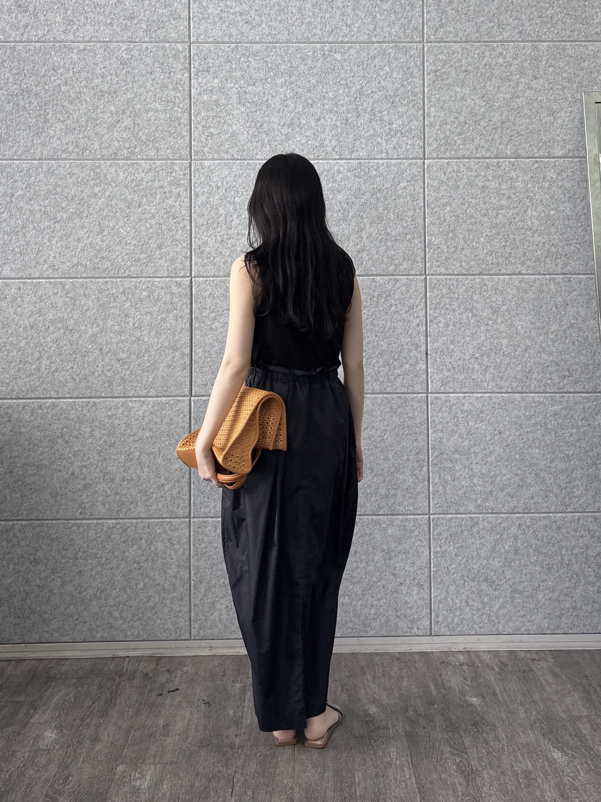 rinaさんの「INDIVI｜コンビコクーンワンピース」を使ったコーディネート