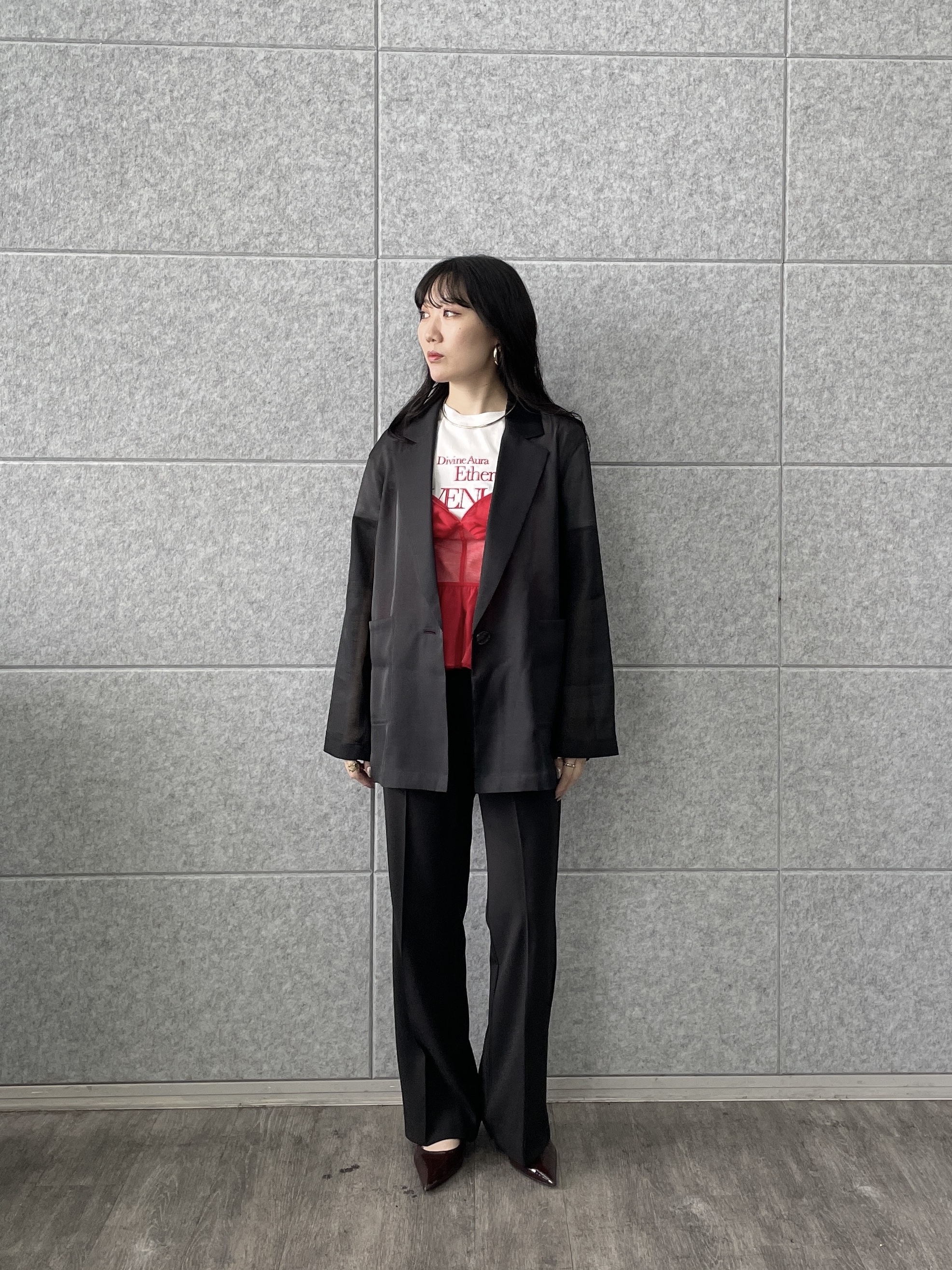 rinaさんの「INDIVI｜Comfy SET UP｜ストレートフレアパンツ【セットアップ対応／通勤／カセット服／接触冷感／UV」を使ったコーディネート