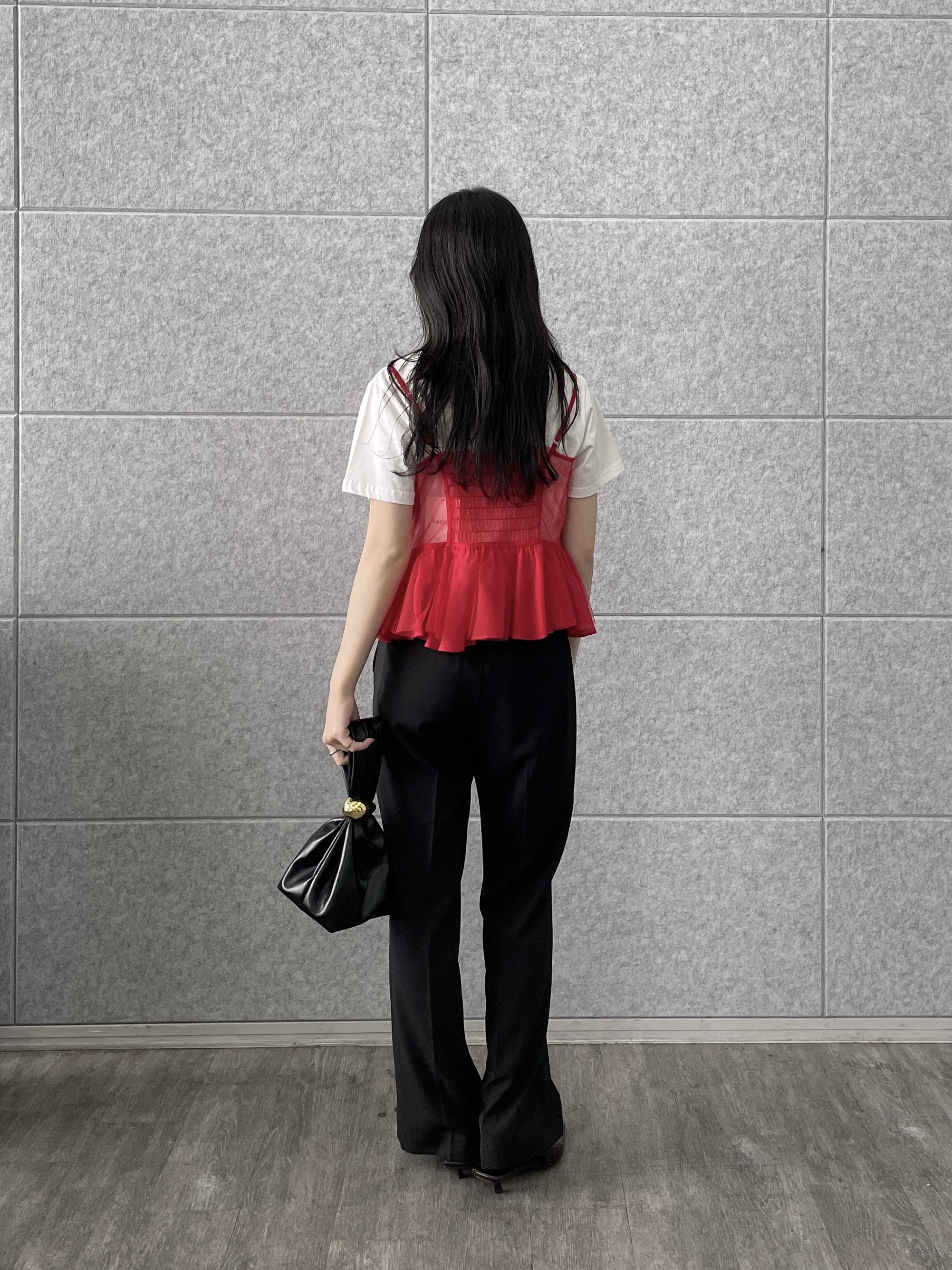 rinaさんの「INDIVI｜Comfy SET UP｜ストレートフレアパンツ【セットアップ対応／通勤／カセット服／接触冷感／UV」を使ったコーディネート