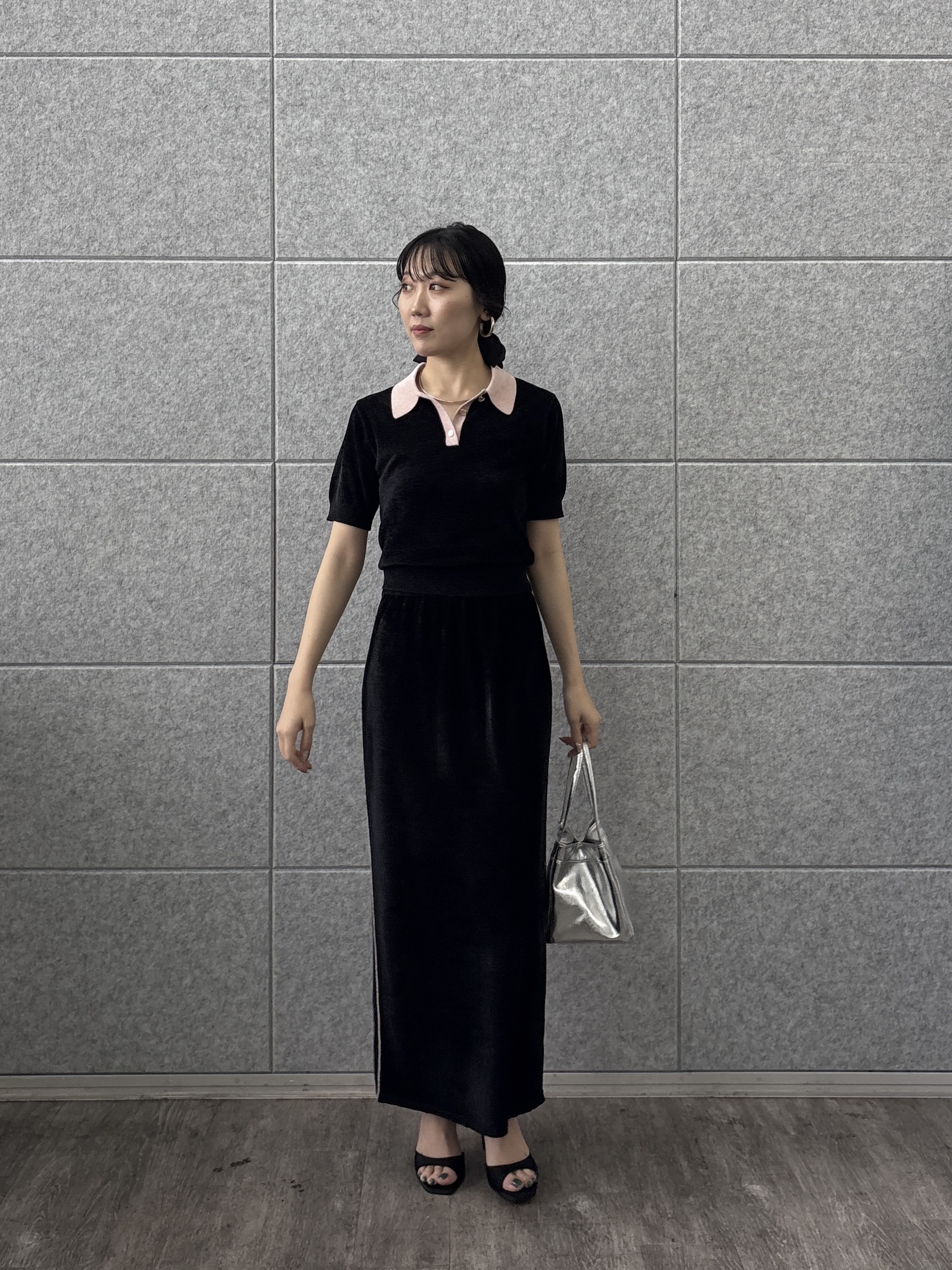 rinaさんの「INDIVI｜バイカラーモールポロニット」を使ったコーディネート
