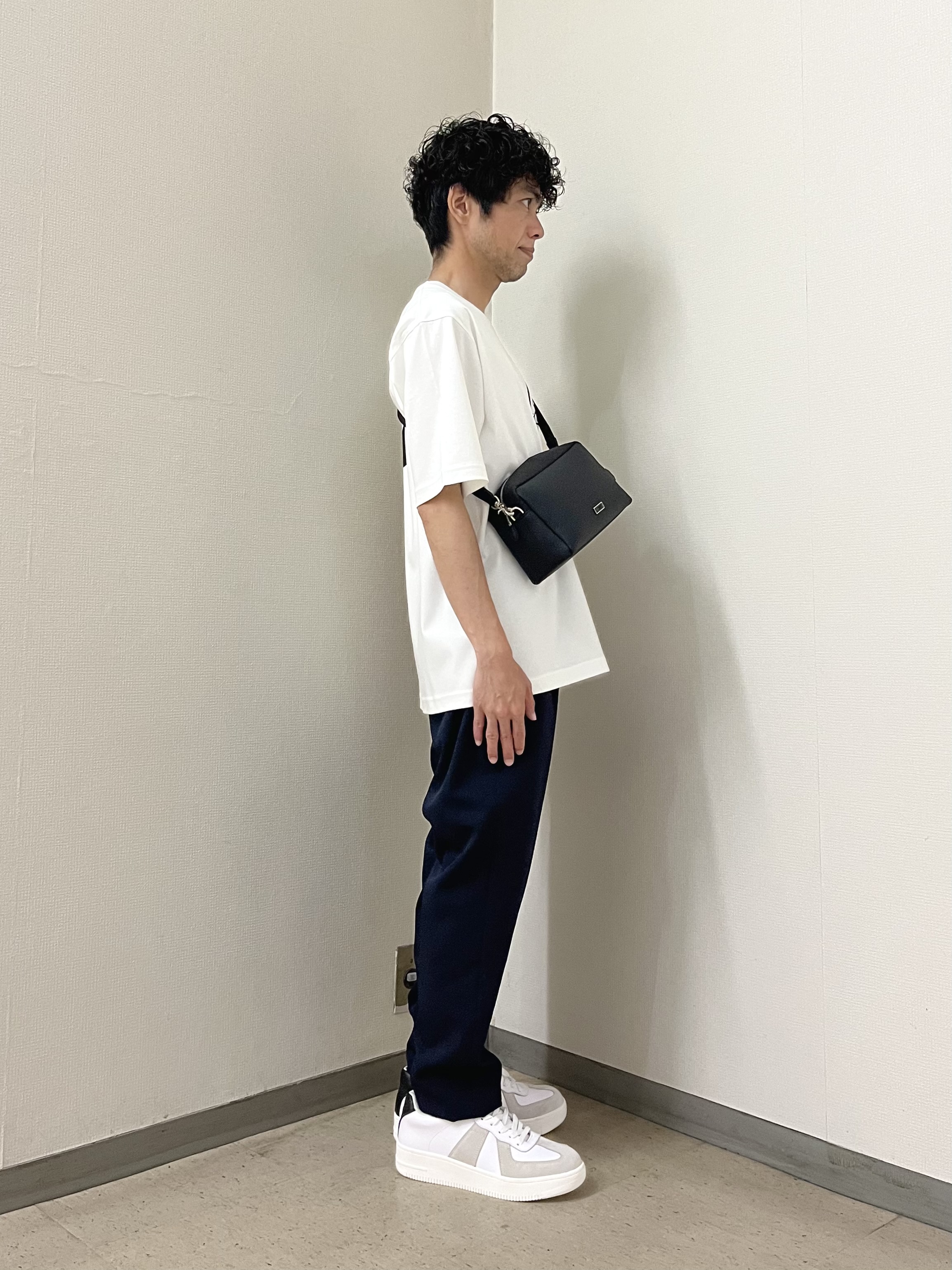 URAさんの「TAKEO KIKUCHI｜【BOWLER HAT LABEL】アイスクリアコットン ラッキーセブン 半袖Tシャツ」を使ったコーディネート