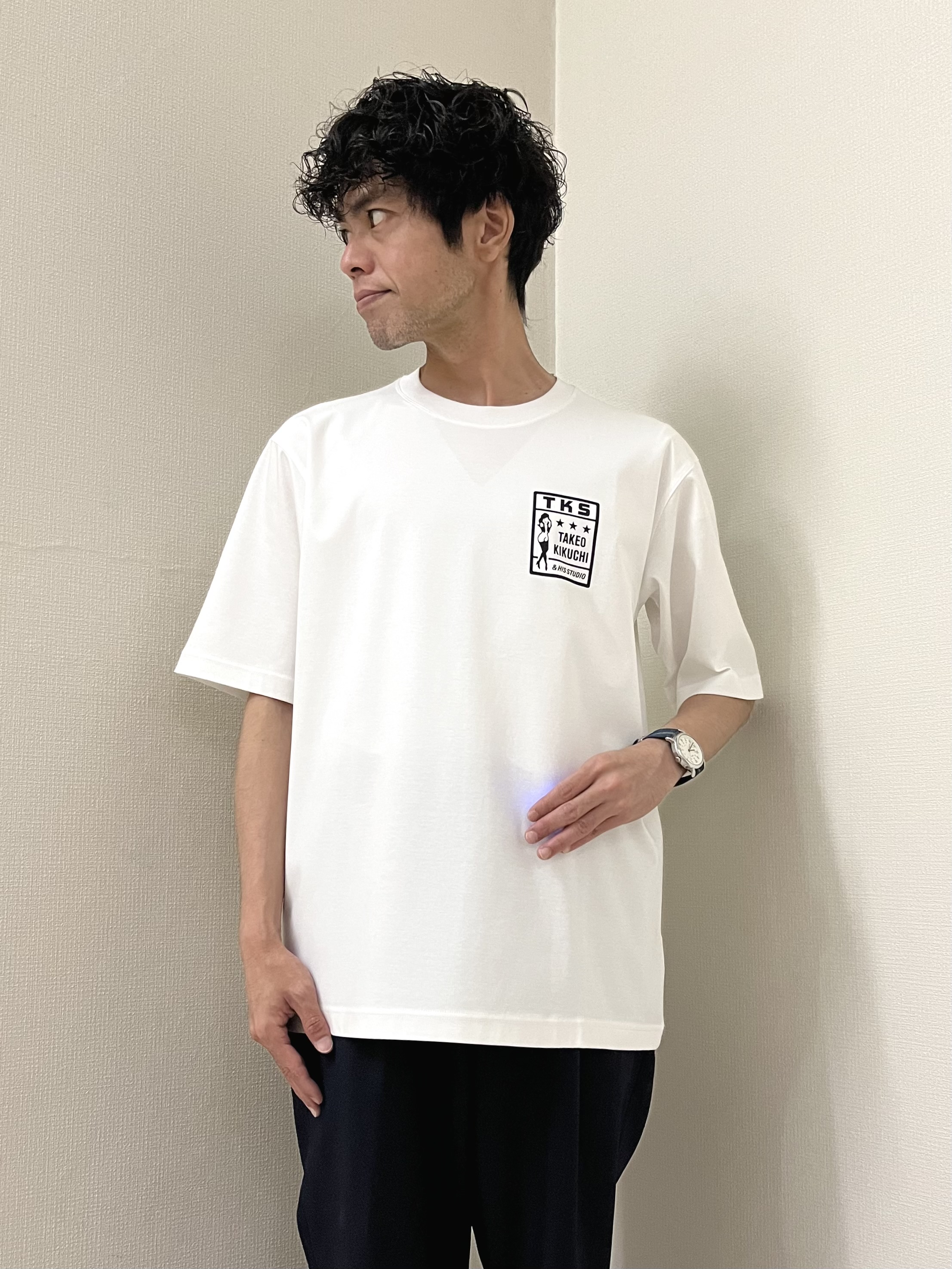 URAさんの「TAKEO KIKUCHI｜【BOWLER HAT LABEL】アイスクリアコットン ラッキーセブン 半袖Tシャツ」を使ったコーディネート
