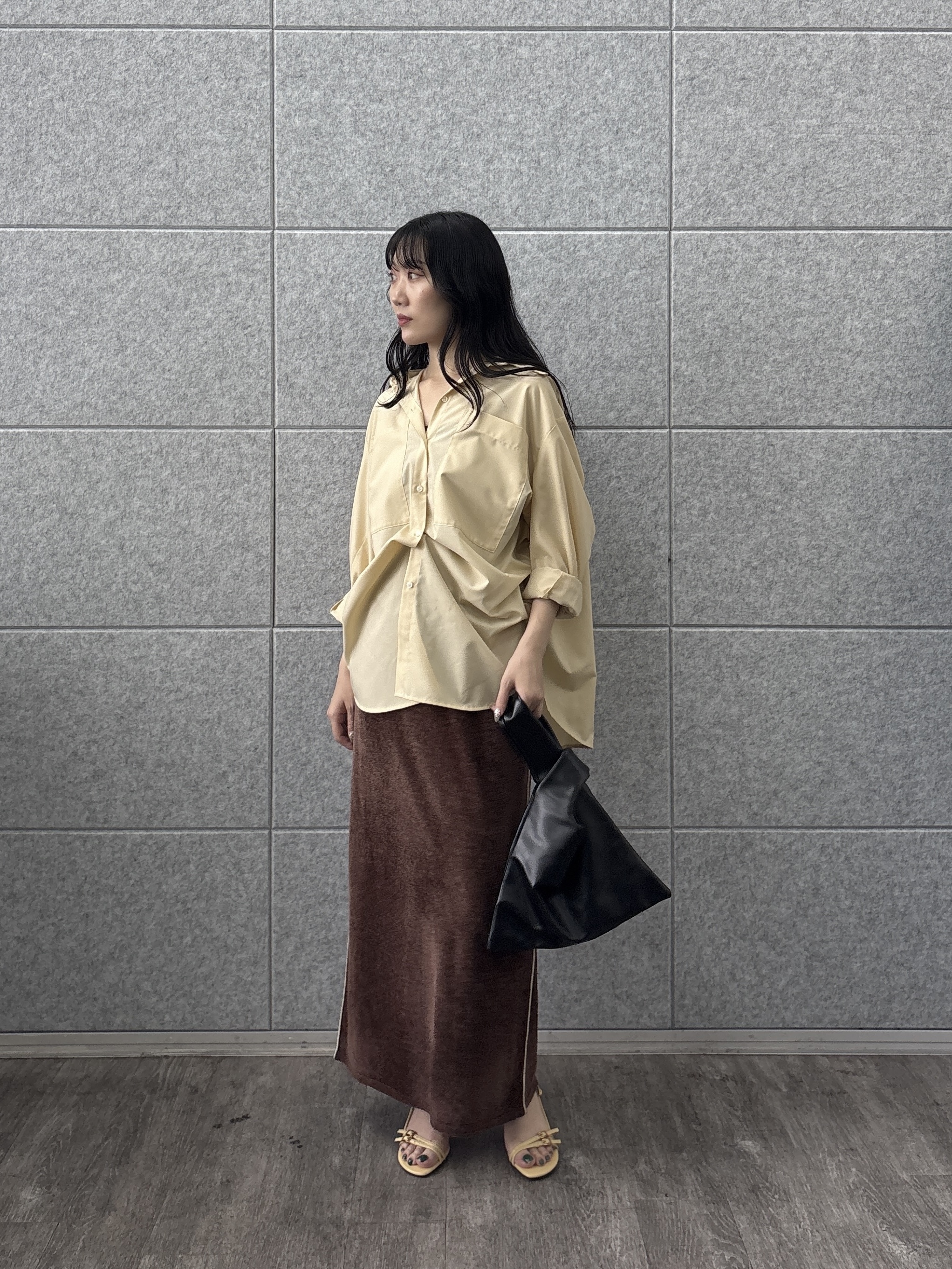 rinaさんの「INDIVI｜タイムレスフォルムシャツ」を使ったコーディネート