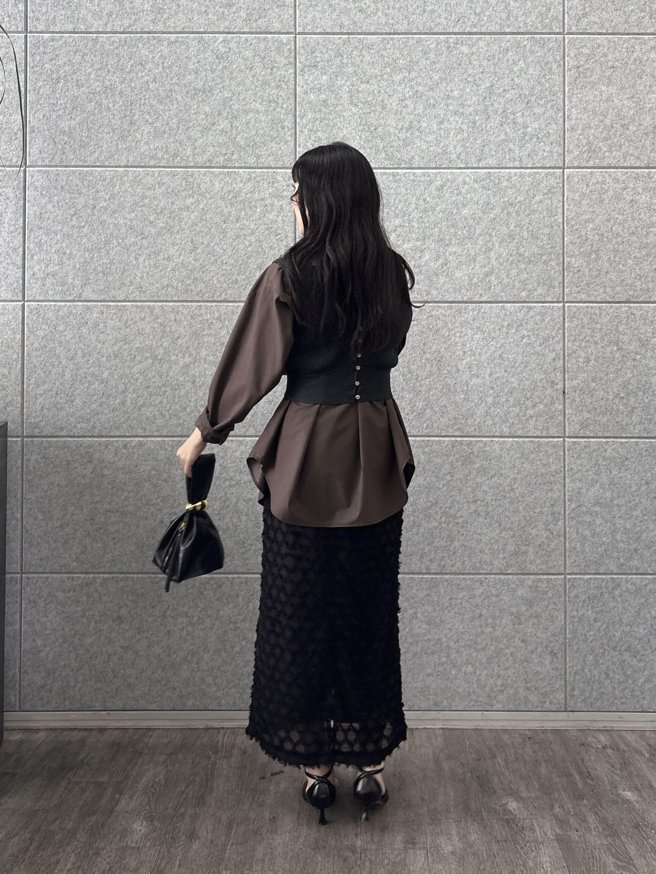 rinaさんの「INDIVI｜タイムレスフォルムシャツ」を使ったコーディネート