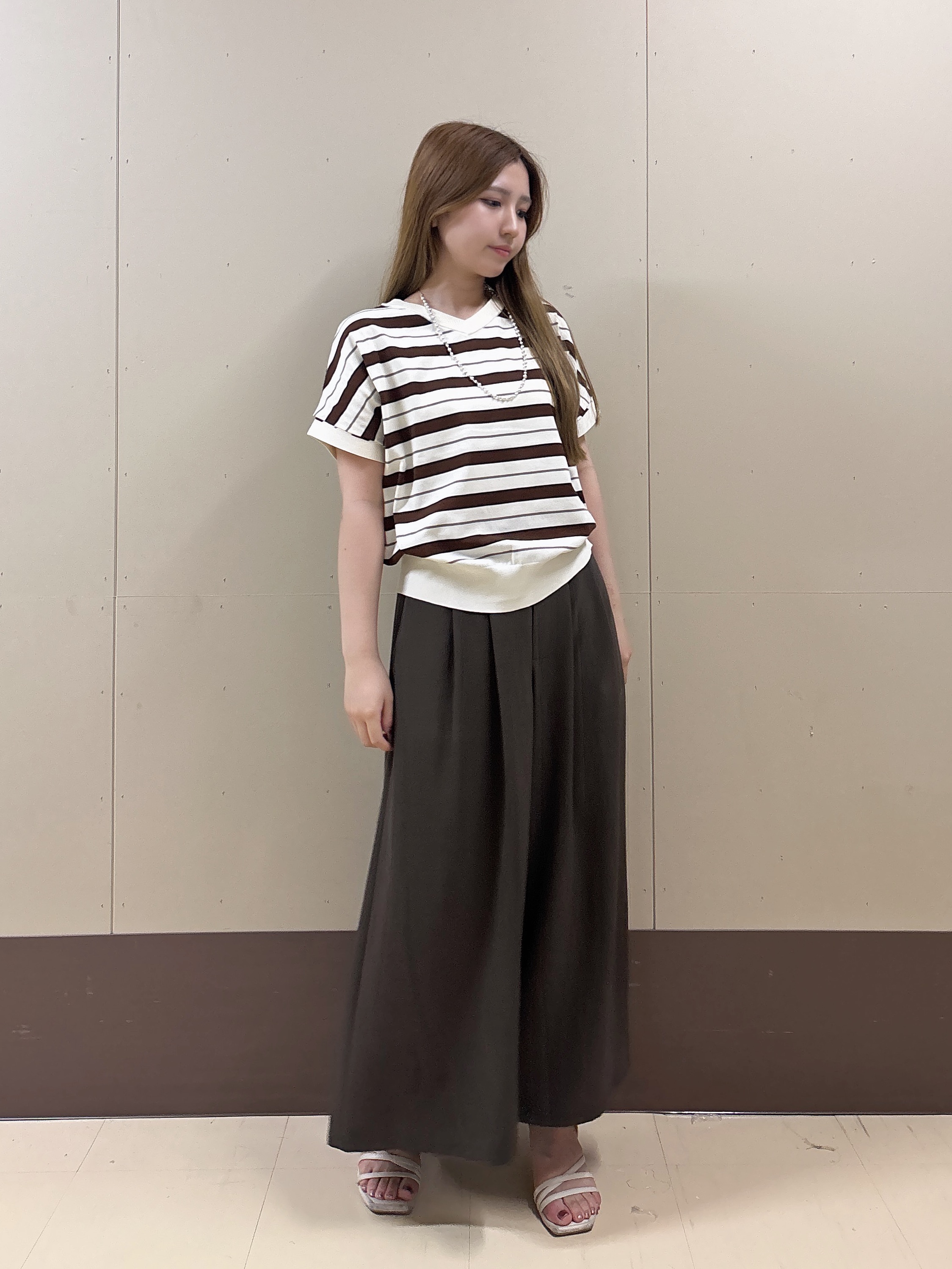 rimaさんの「UNTITLED｜【肌に張りつきにくい/前後2WAY】ドライタッチコットンプルオーバー」を使ったコーディネート