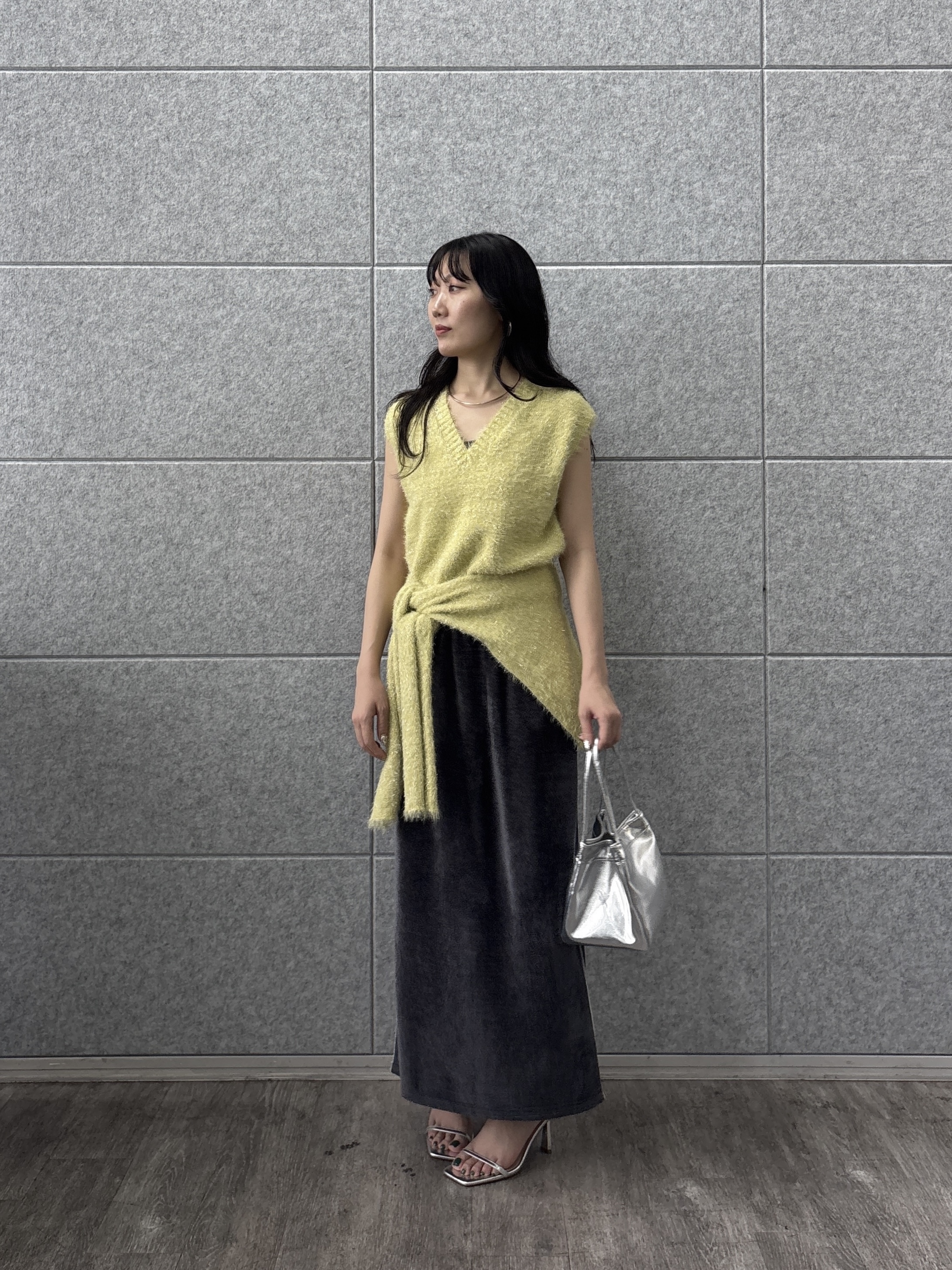 rinaさんの「INDIVI｜シャギーニット ストール付きトップス」を使ったコーディネート