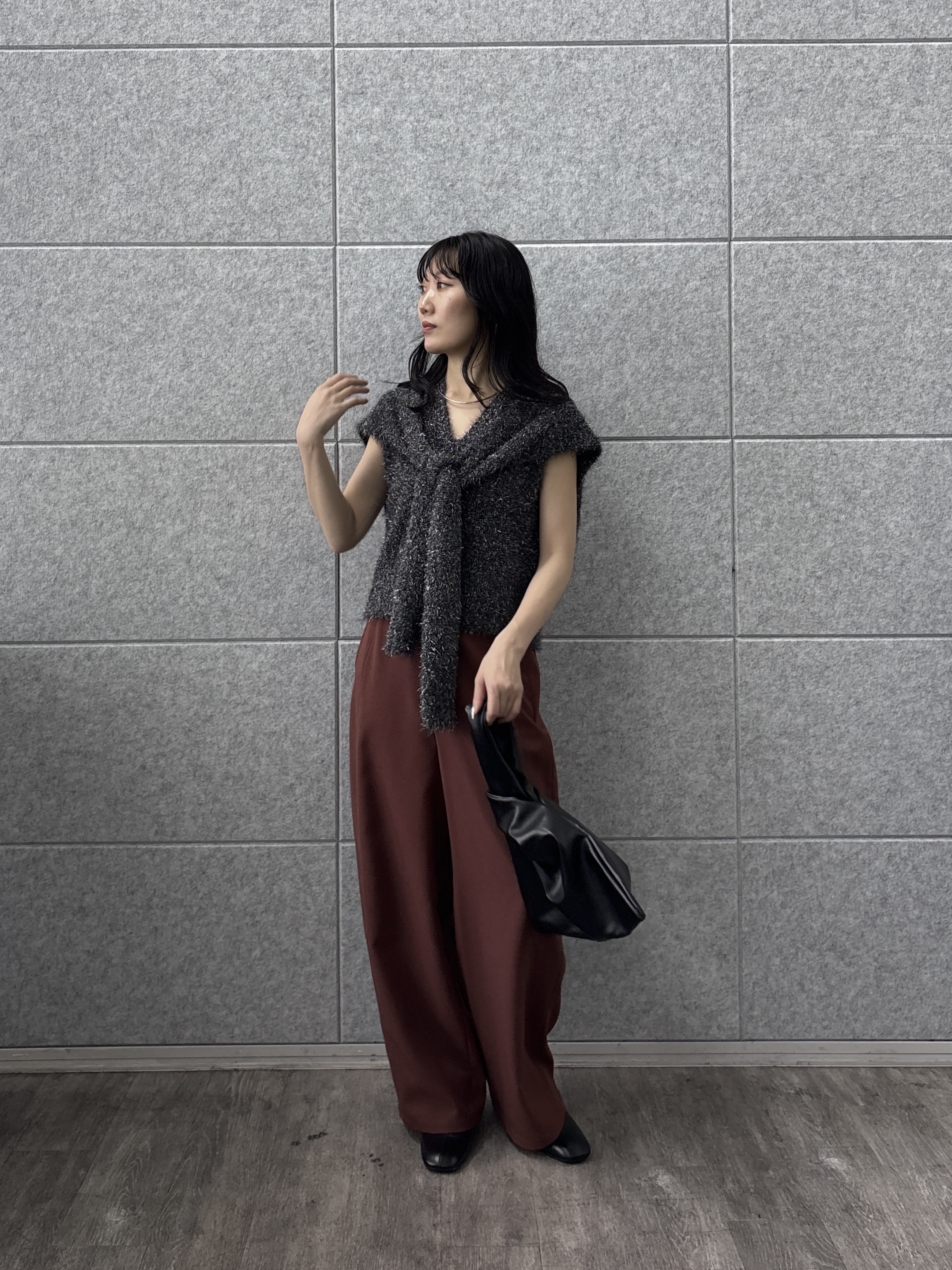 rinaさんの「INDIVI｜シャギーニット ストール付きトップス」を使ったコーディネート