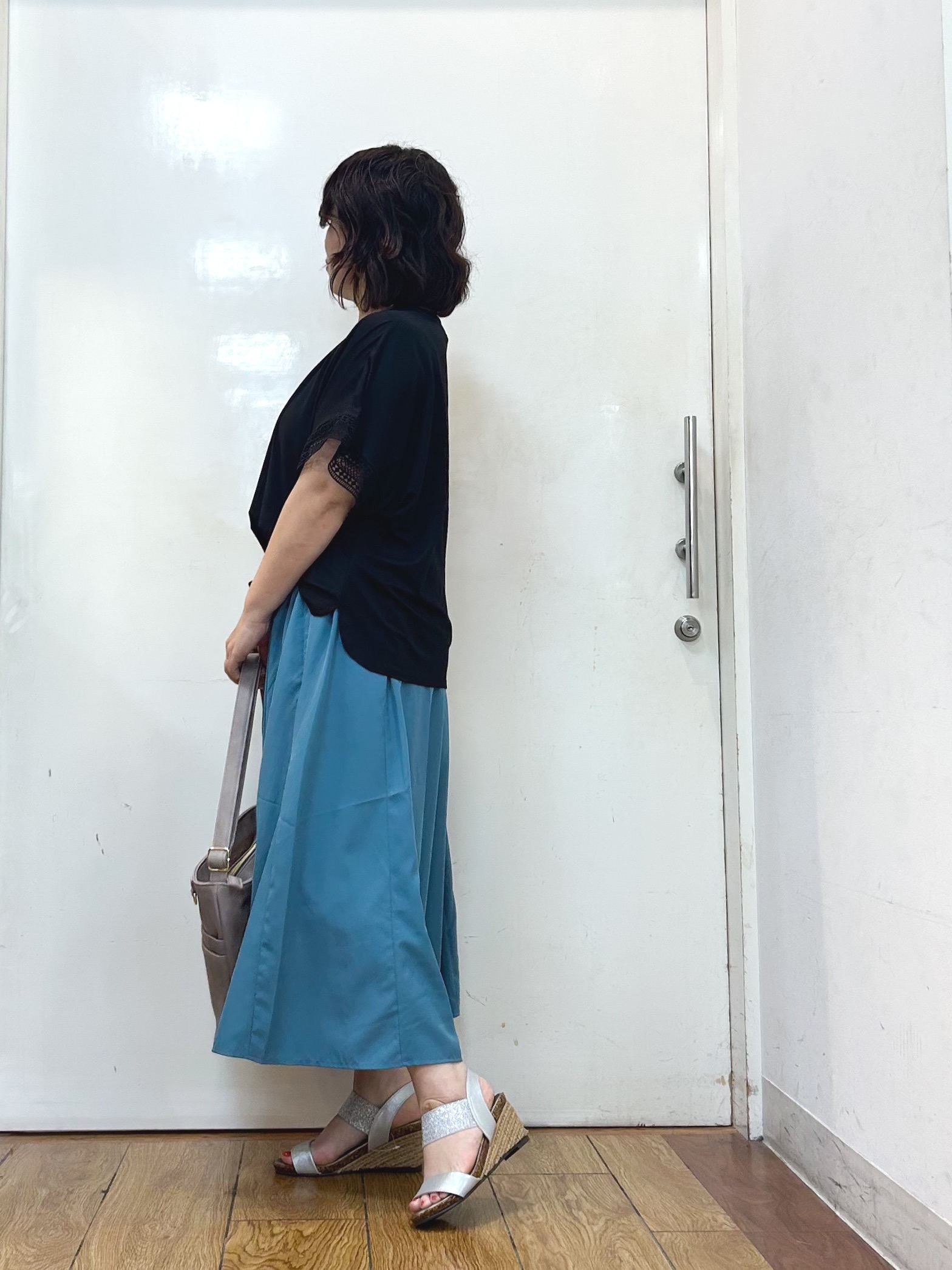 haruさんの「SHOO･LA･RUE｜【UV/洗濯機可/体型カバー】ヒップ周りが隠せる お袖レースTシャツ」を使ったコーディネート