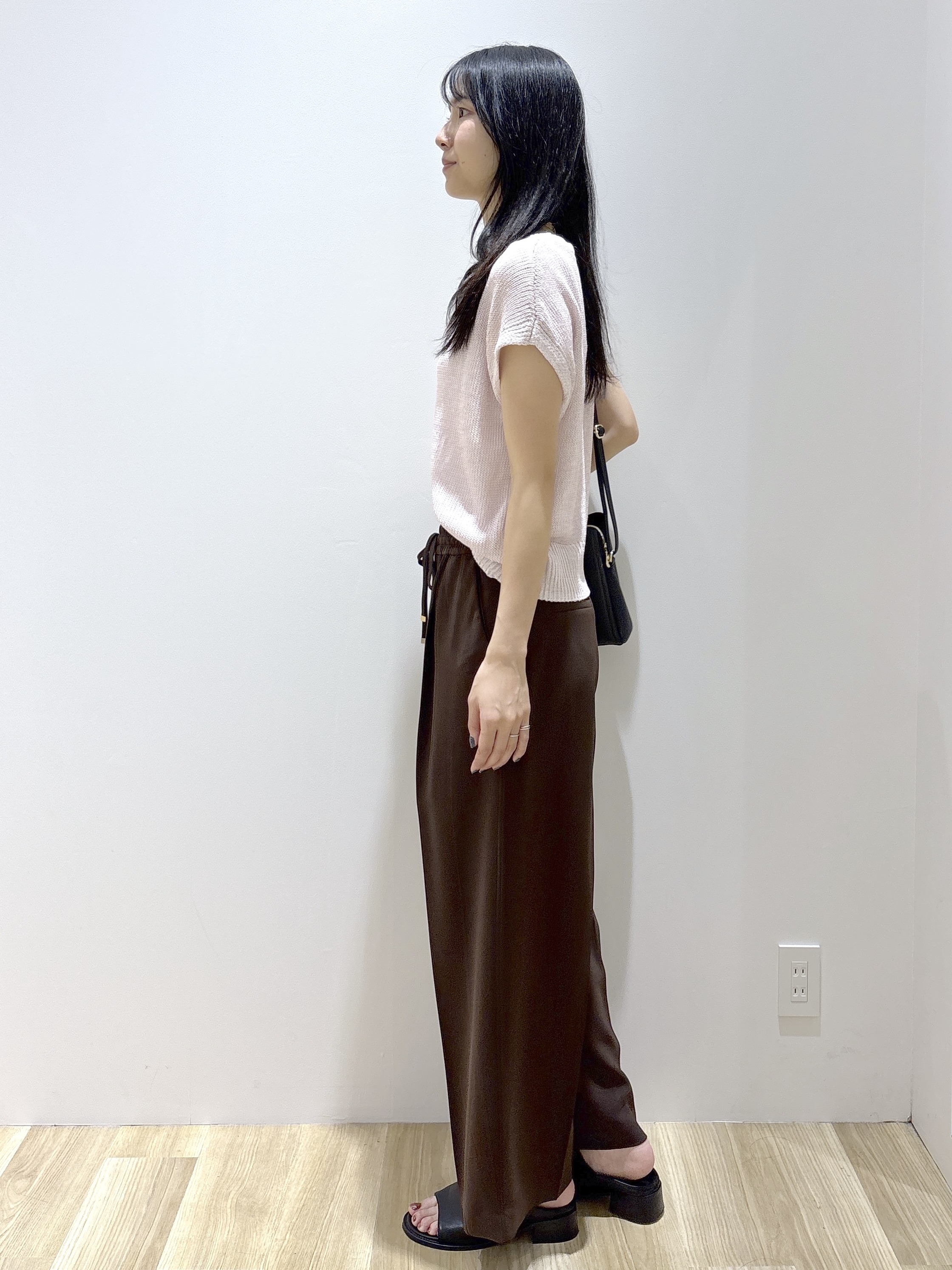 sachikoさんの「OPAQUE.CLIP｜ラメメッシュ フレンチスリーブニット【洗濯機OK】」を使ったコーディネート