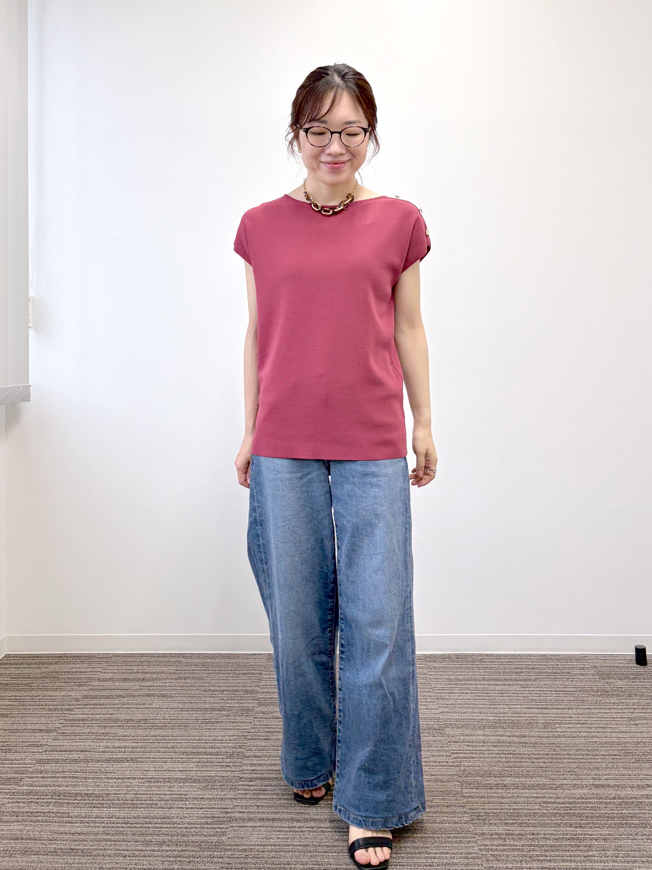 saoriさんの「【冷感・WEB限定カラー】ボタン付きフレンチスリーブニット」を使ったコーディネート