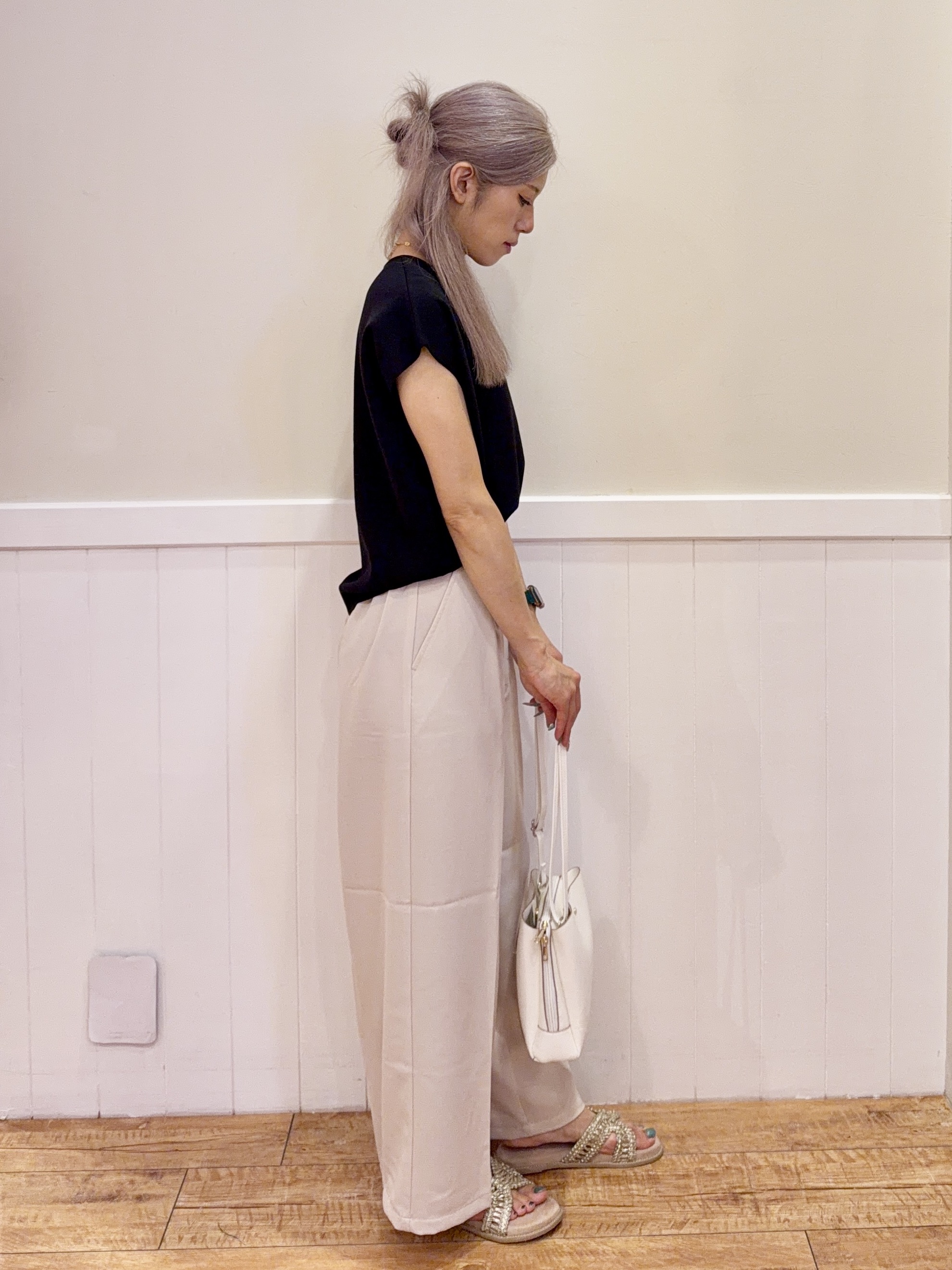 みりのさんの「SHOO･LA･RUE｜【洗濯機可/S-LL】インせず着られる 大人シンプルニット」を使ったコーディネート