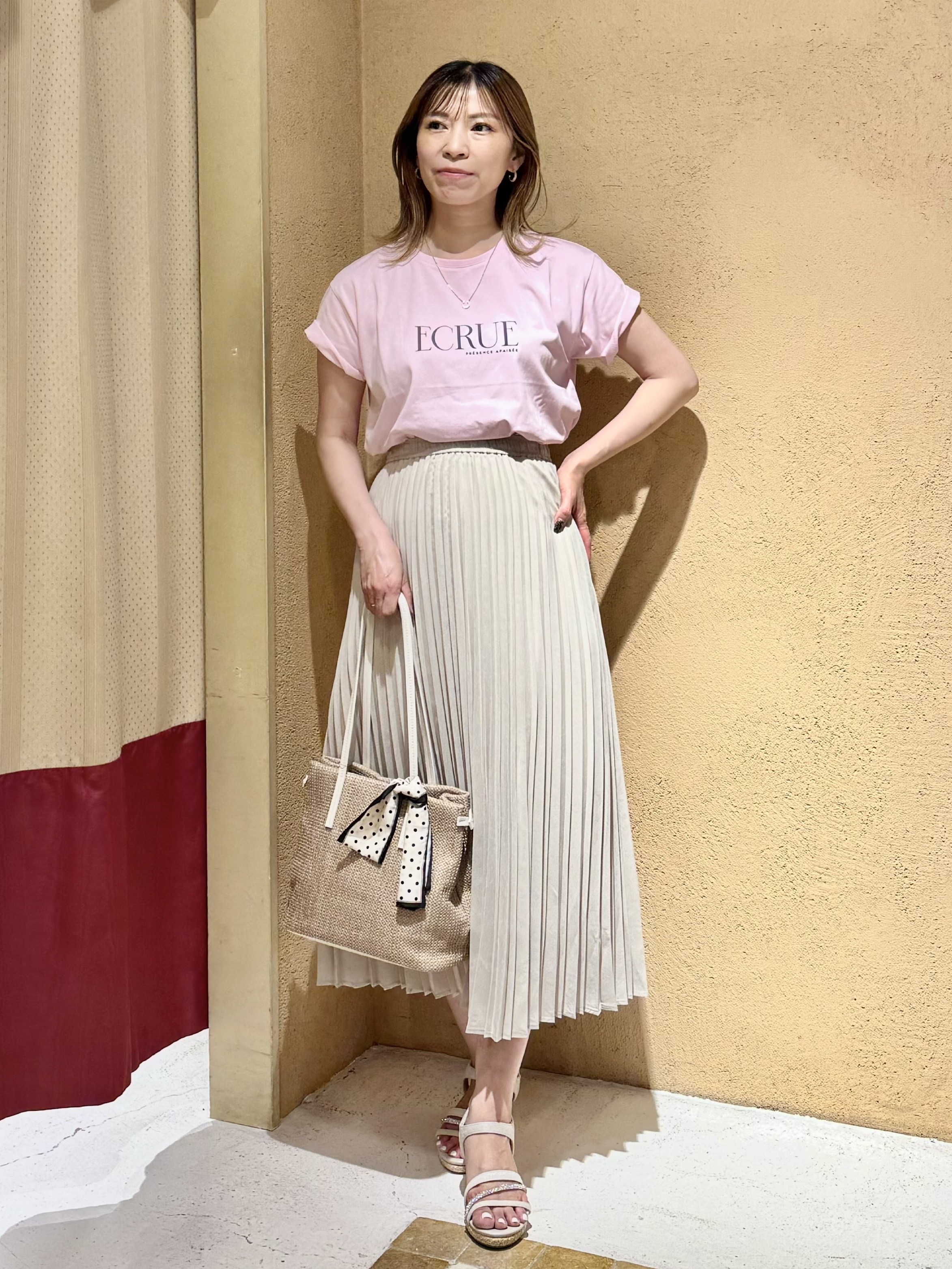 さち。さんの「grove｜【遮熱／吸水速乾／UVカット】ベーシックロゴTシャツ」を使ったコーディネート