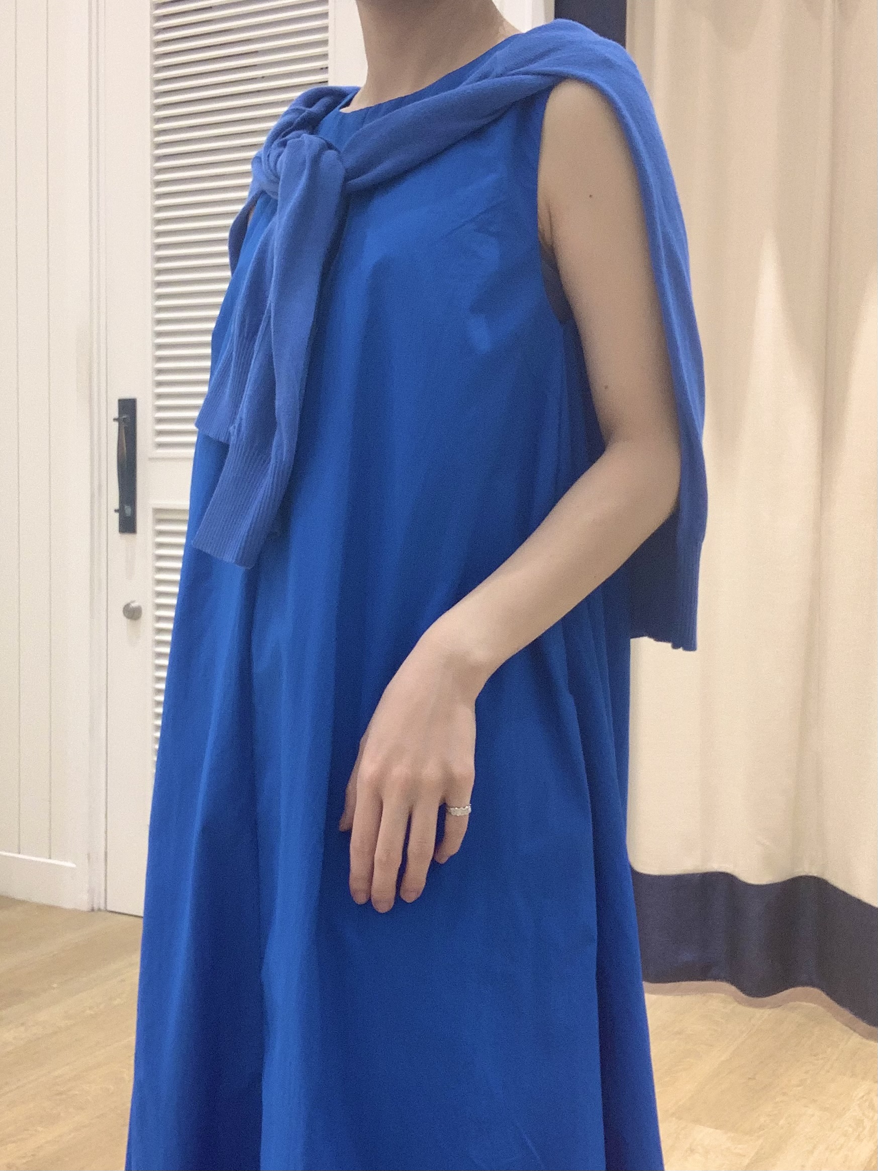 IMARIさんの「Dessin｜【撥水】Aラインナイロンワンピース」を使ったコーディネート