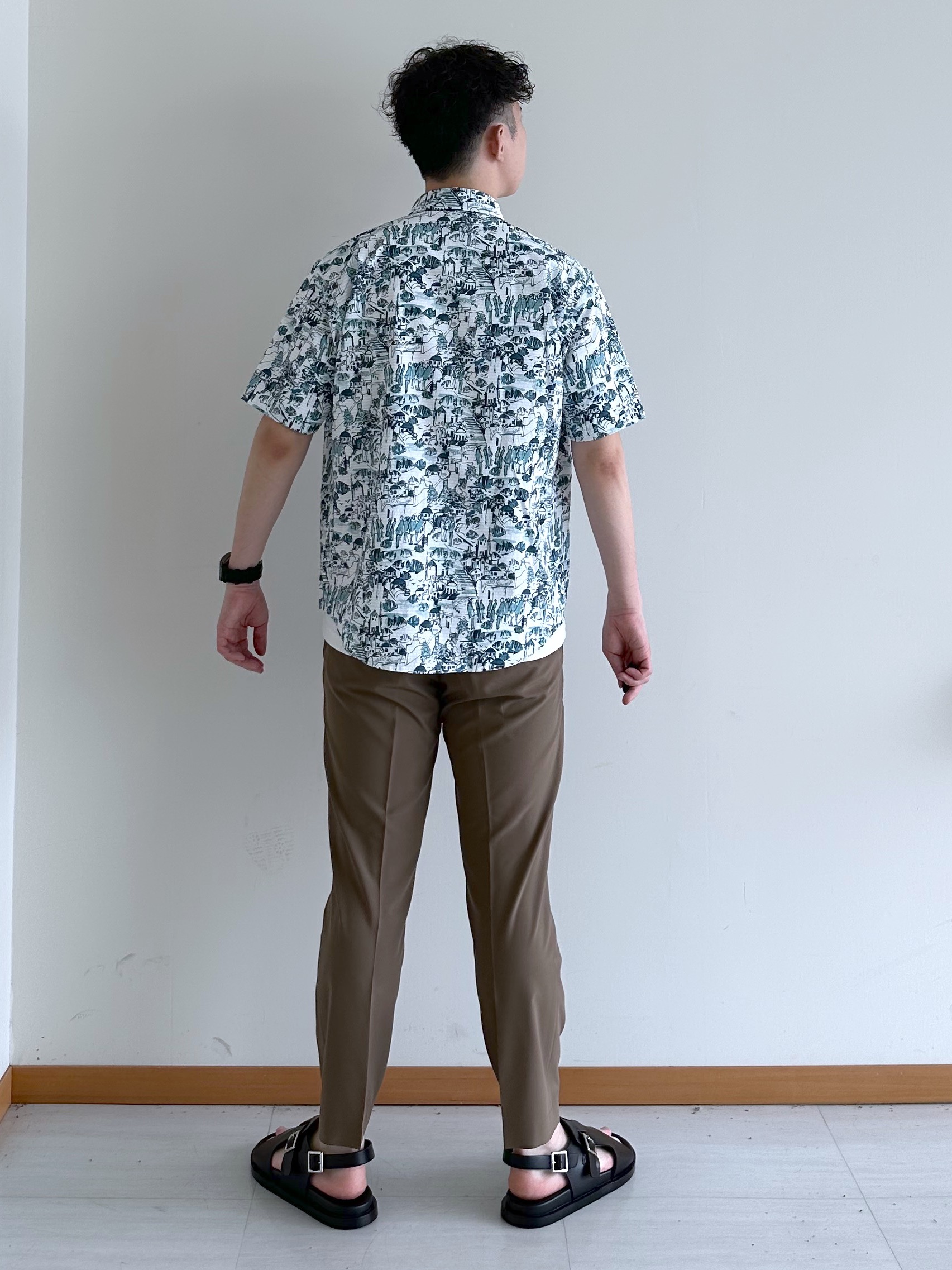 イッシーさんの「TAKEO KIKUCHI｜【日本製】DotAir（R）リゾートプリント半袖シャツ」を使ったコーディネート