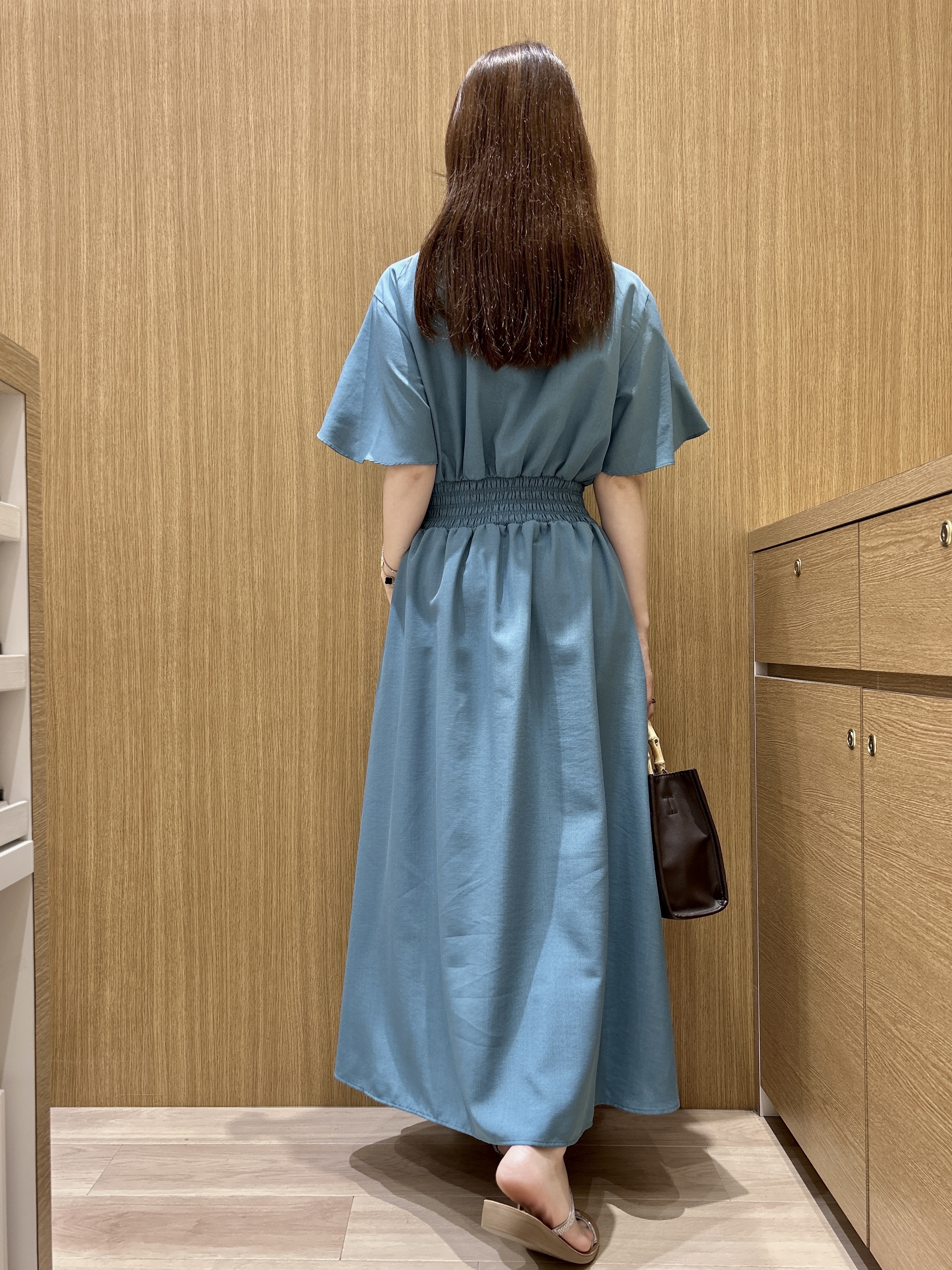maiさんの「OPAQUE.CLIP｜スキッパーシャツワンピース【洗濯機OK／イージーアイロン】」を使ったコーディネート