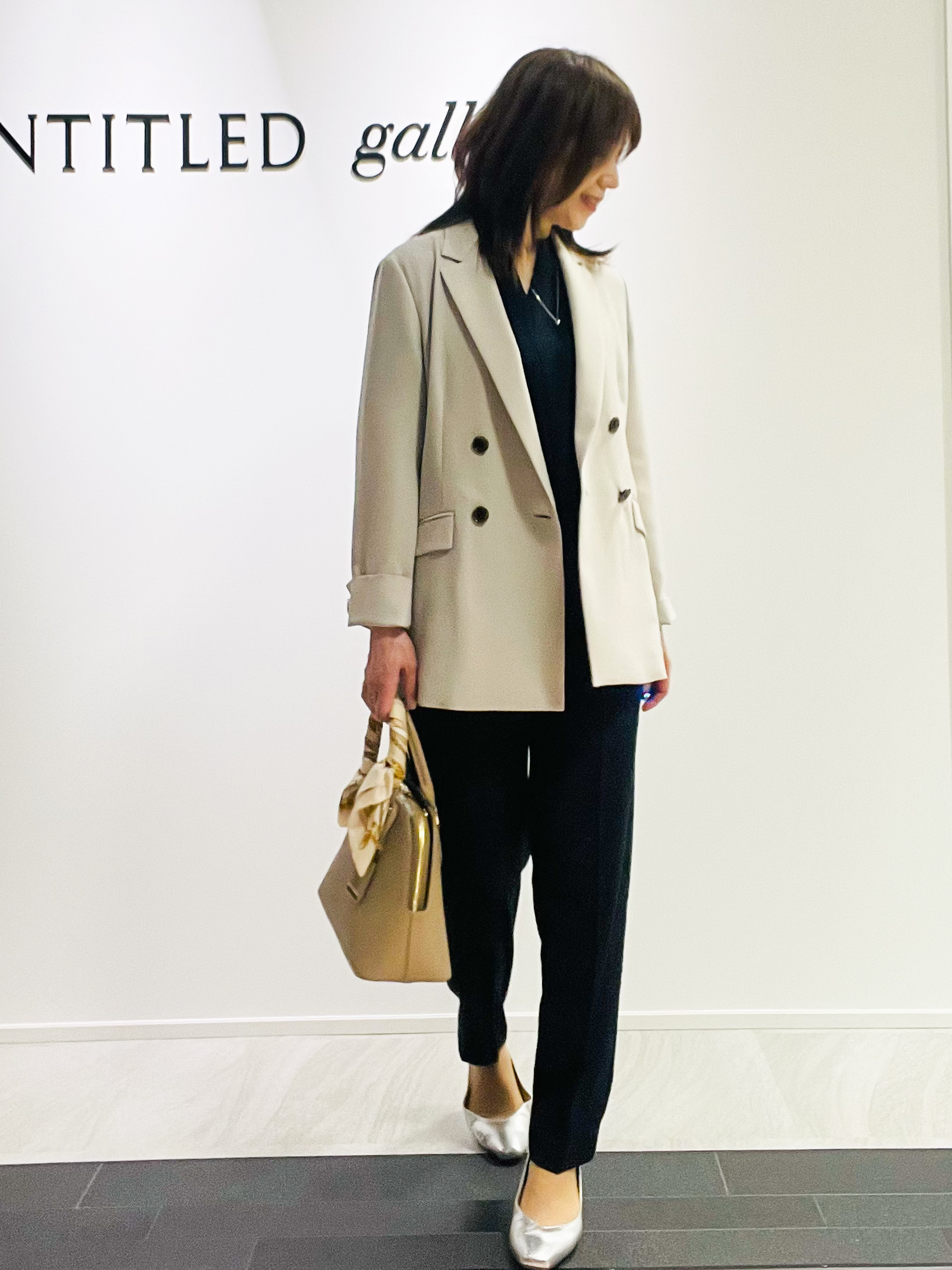 めいさんの「UNTITLED｜【新色追加/セットアップ可】エアリー ダブルブレストジャケット」を使ったコーディネート