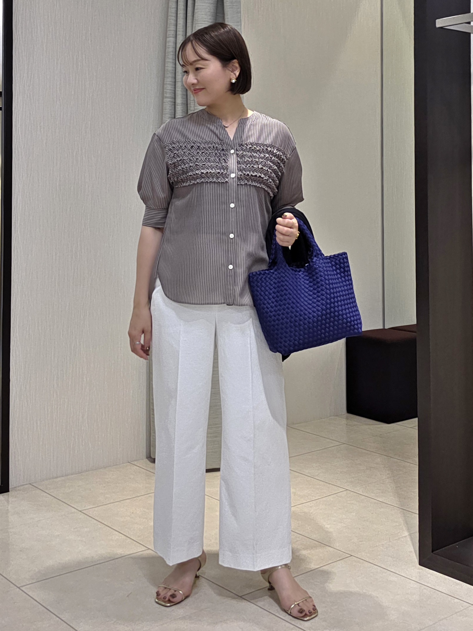 naokoさんの「UNTITLED｜【接触冷感/通気性/洗える】フロントフリルブラウス」を使ったコーディネート