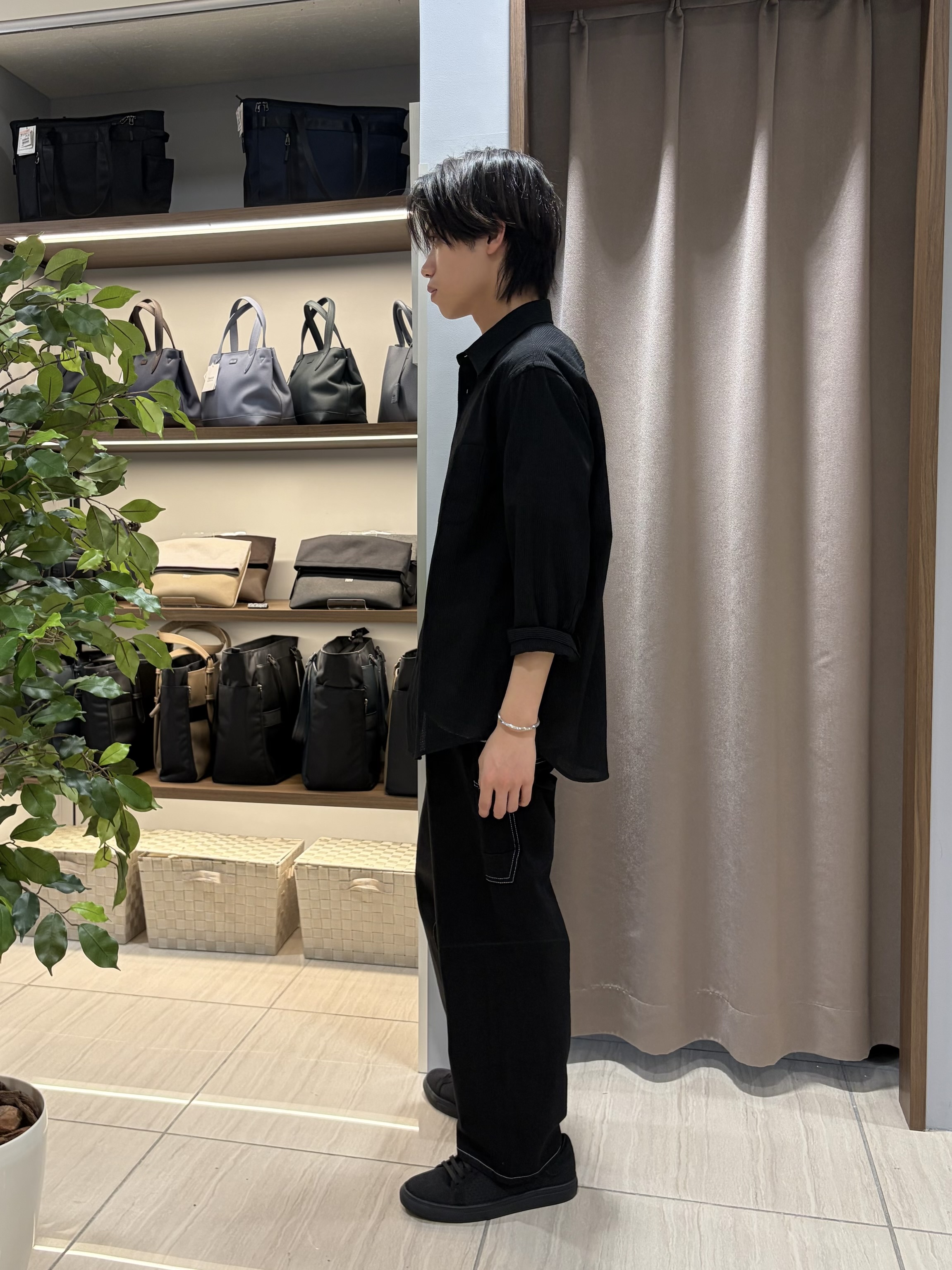 hiroさんの「TAKEO KIKUCHI｜【抗菌防臭】ステイフレッシュ Tシャツ」を使ったコーディネート