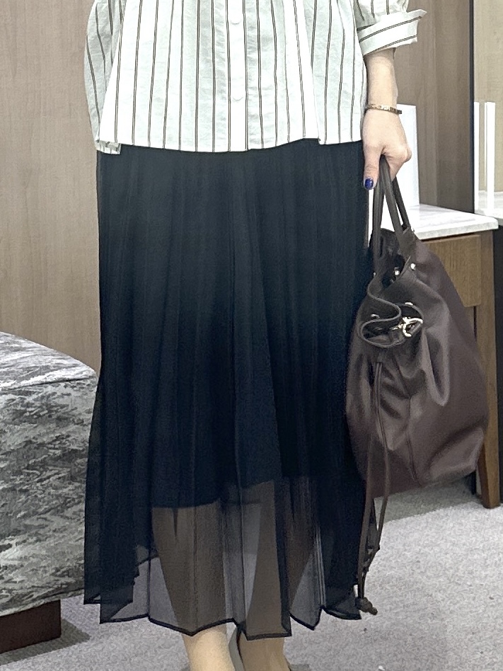 Miwaさんの「UNTITLED｜ストライプシャーリングブラウス」を使ったコーディネート