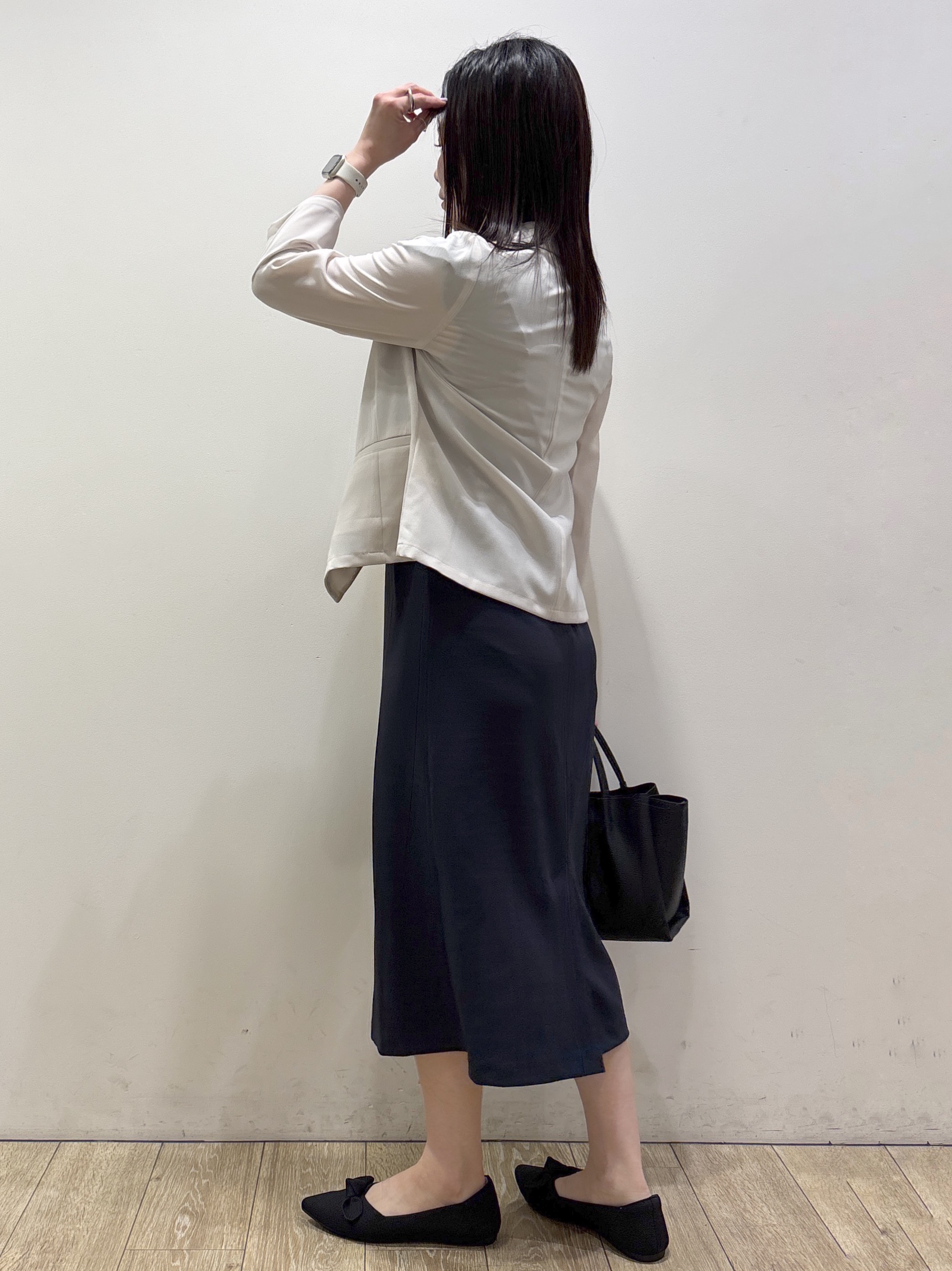 mameさんの「index｜【接触冷感／防シワ】ひんやり7分袖テーラードジャケット《洗濯機OK》」を使ったコーディネート
