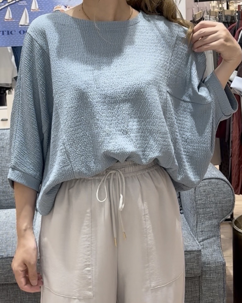 yuinaさんの「Dessin｜シュリンクジャージ カットソー」を使ったコーディネート