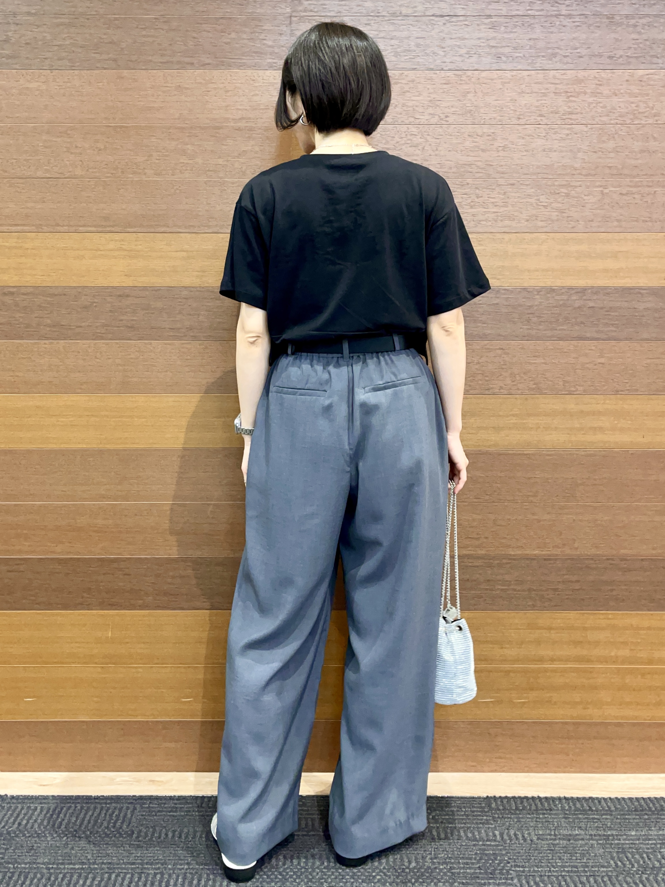 umiさんの「OPAQUE.CLIP｜【接触冷感】アシメフリルドッキングカットソー《洗濯機OK》」を使ったコーディネート