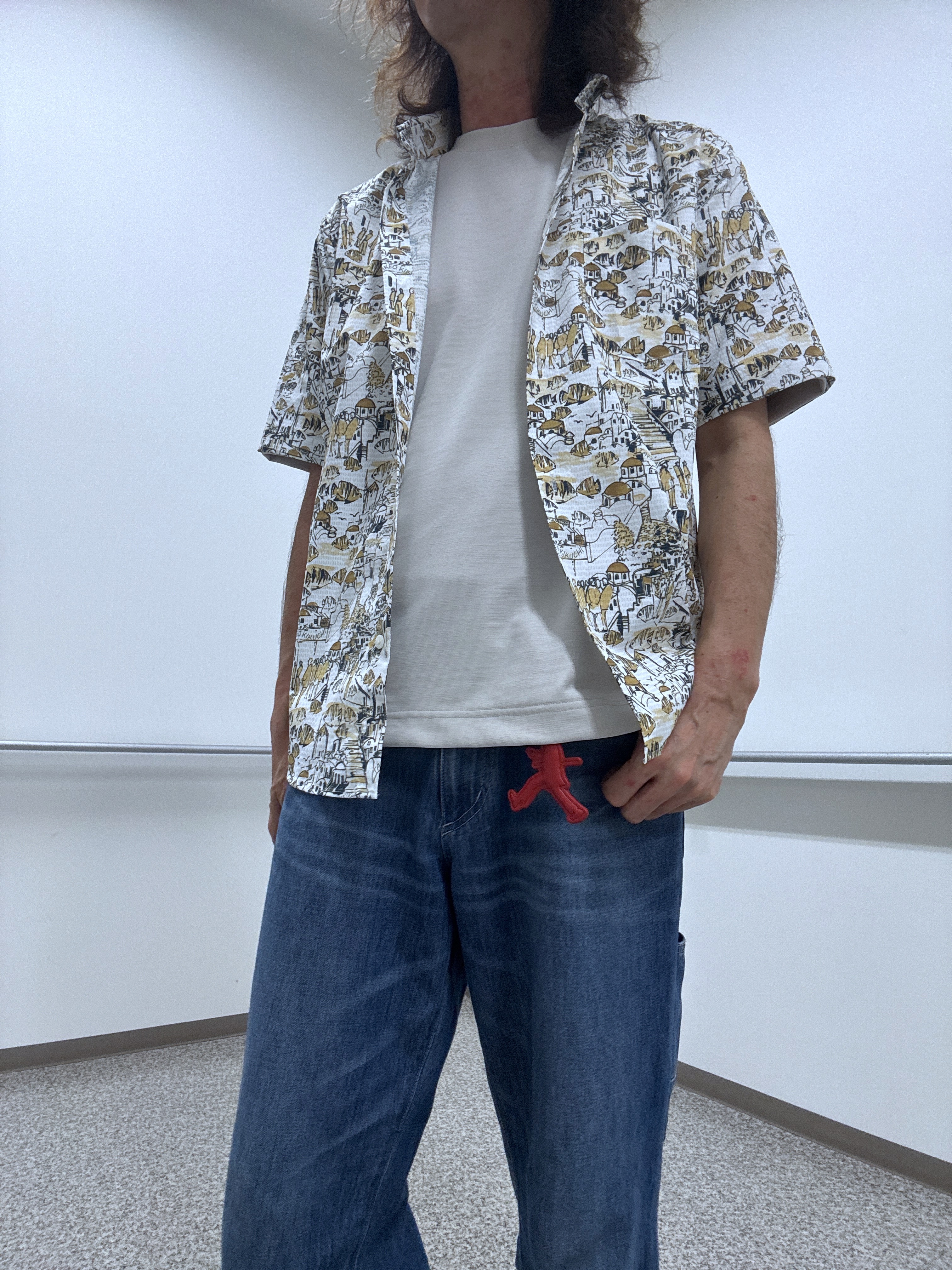 おーのさんの「TAKEO KIKUCHI｜【日本製】DotAir（R）リゾートプリント半袖シャツ」を使ったコーディネート