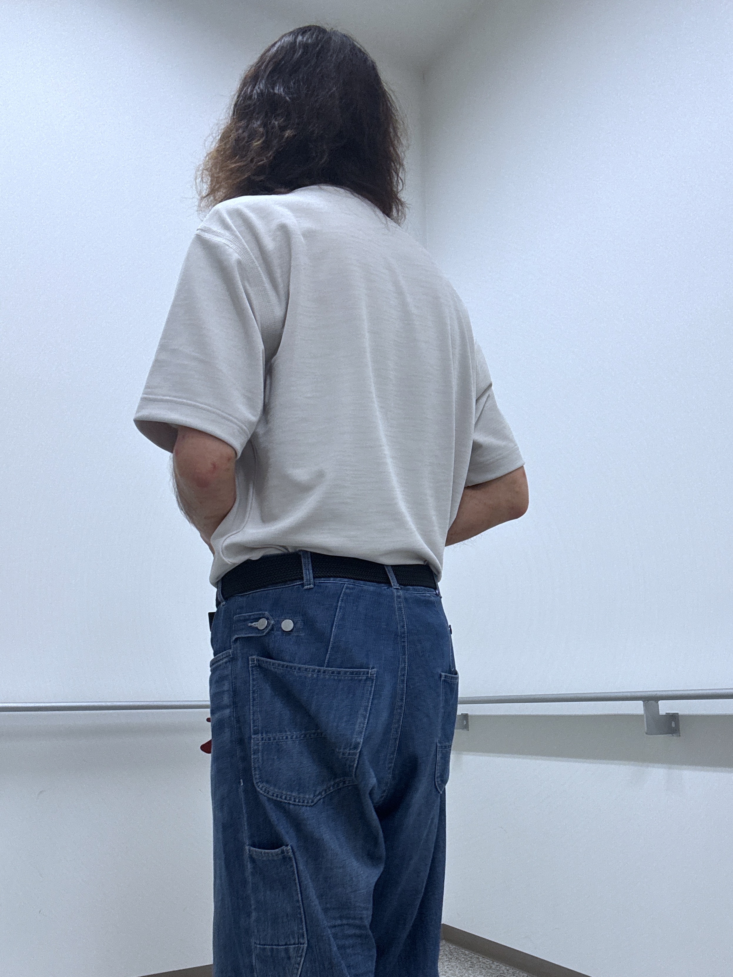 おーのさんの「TAKEO KIKUCHI｜【日本製】DotAir（R）リゾートプリント半袖シャツ」を使ったコーディネート