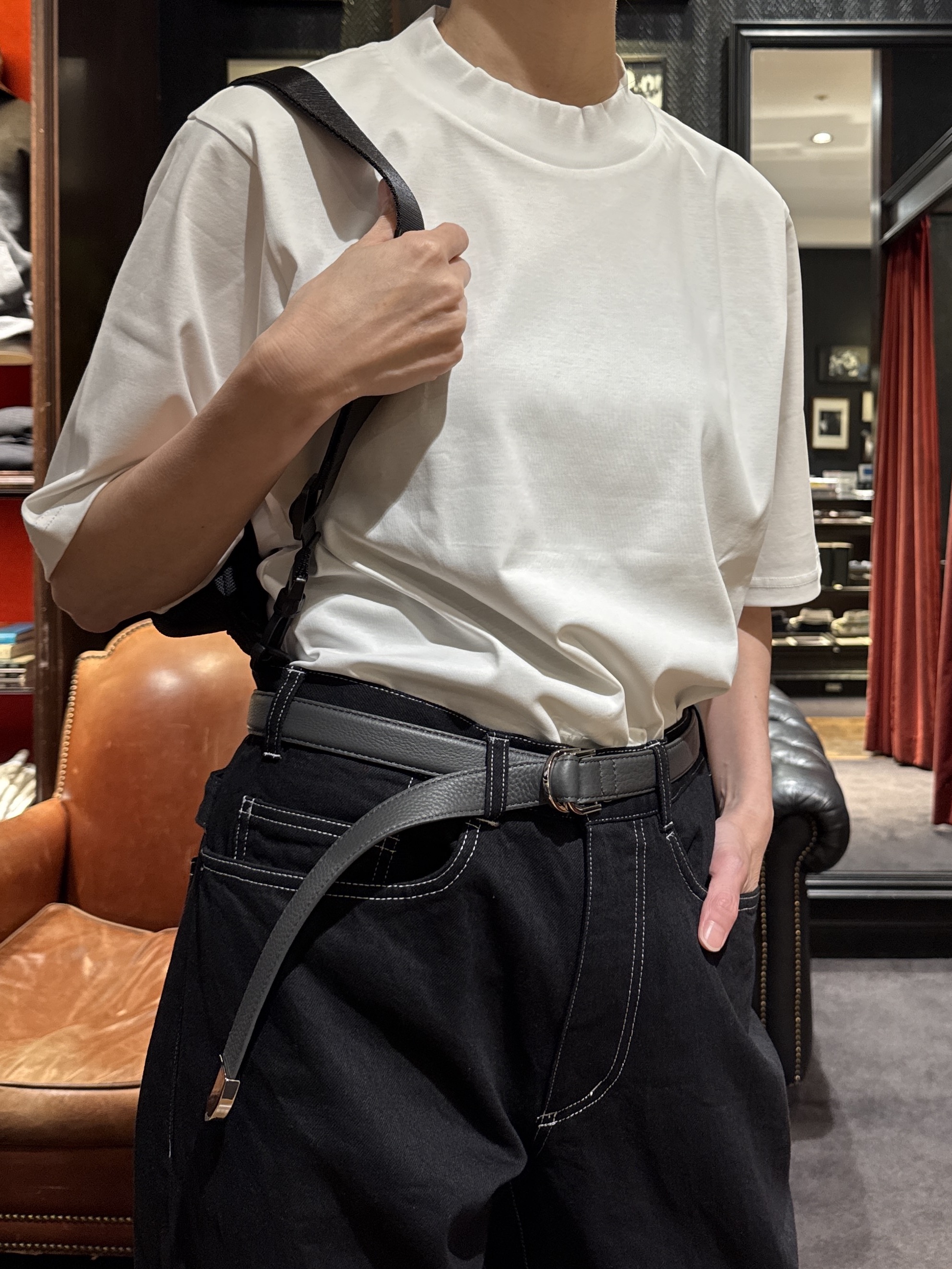 神野（jinno）さんの「TAKEO KIKUCHI｜【接触冷感】アイスクリアコットン モックネック Tシャツ」を使ったコーディネート