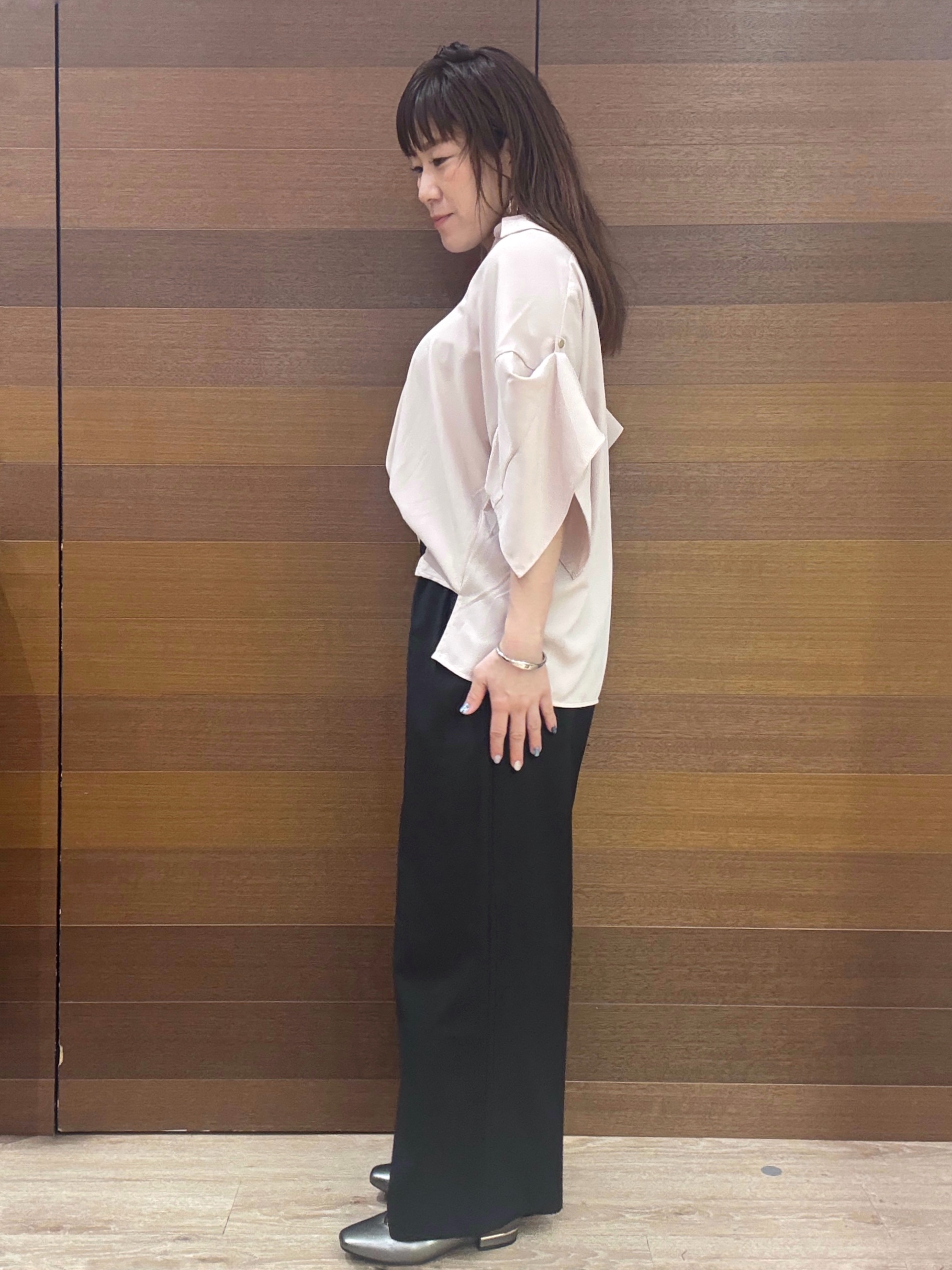 maichiさんの「OPAQUE.CLIP｜【UV／接触冷感／吸水速乾／】タックスリーブスキッパーブラウス《洗濯機OK》」を使ったコーディネート
