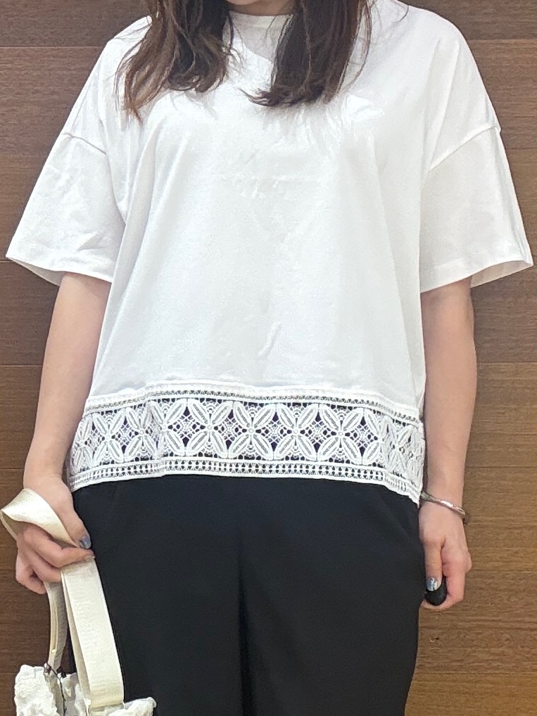 maichiさんの「OPAQUE.CLIP｜裾レースカットソー【洗濯機OK】」を使ったコーディネート