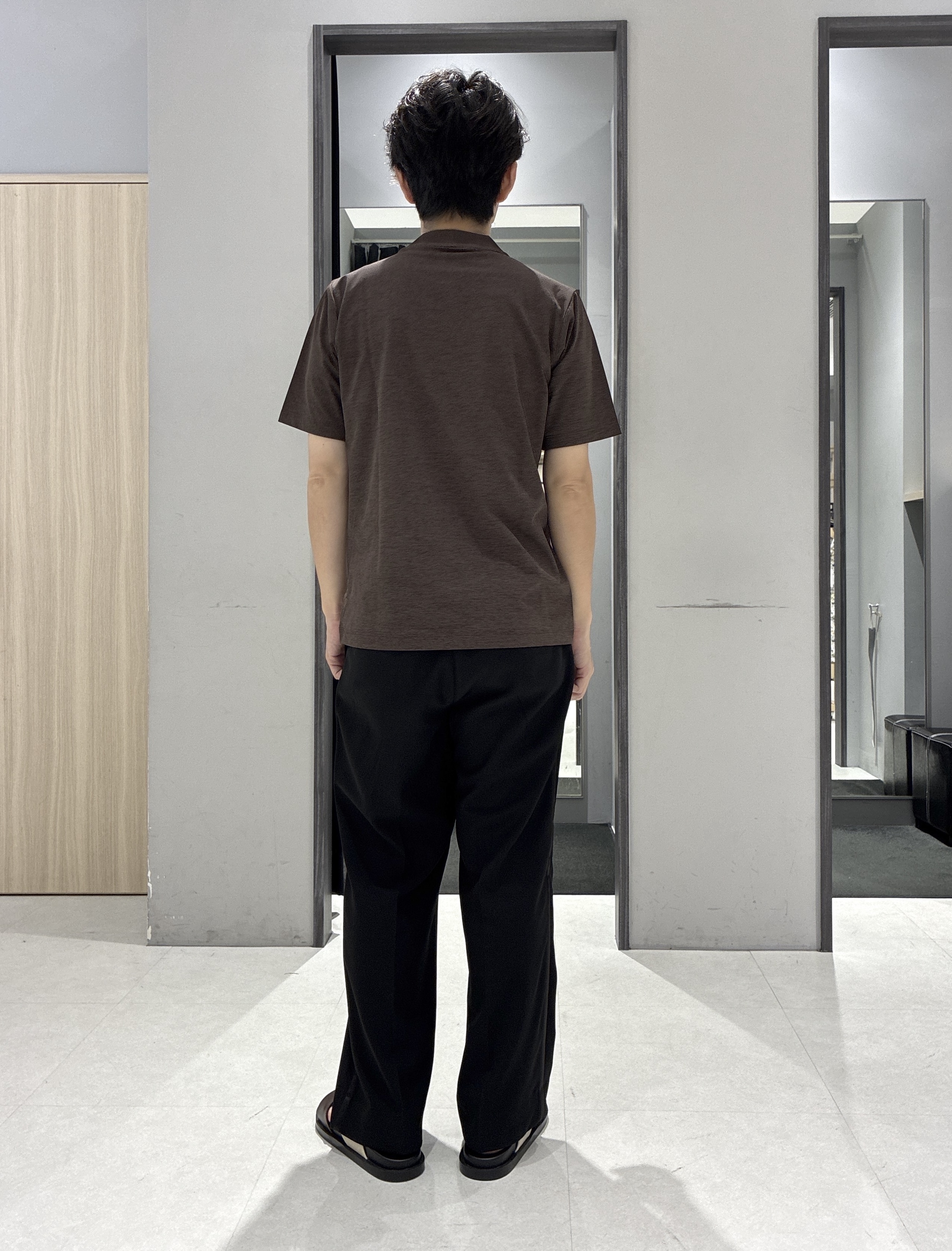 わいずみさんの「TAKEO KIKUCHI｜【接触冷感】アイスクリアコットン ワンポイント ポロシャツ」を使ったコーディネート