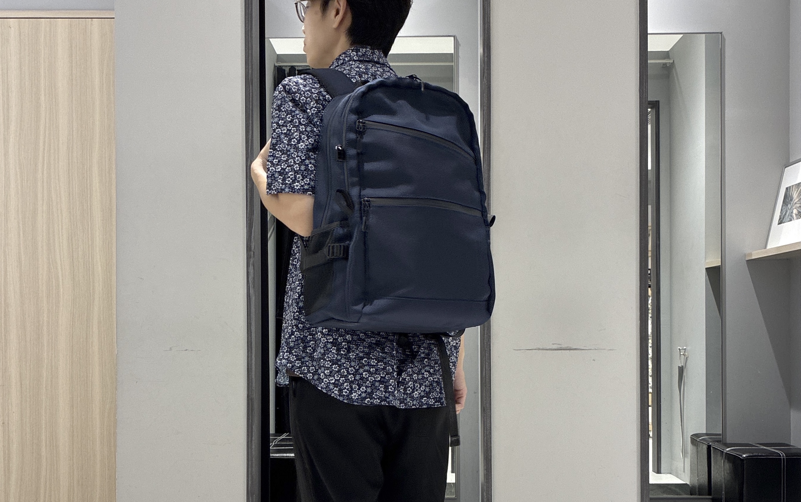 わいずみさんの「TAKEO KIKUCHI｜リップル小花シャツ」を使ったコーディネート