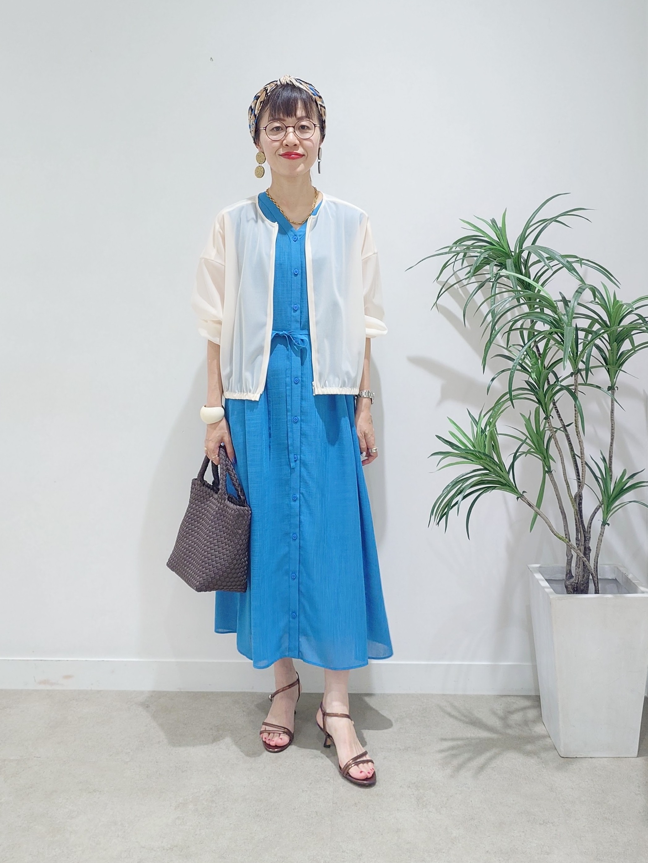 MUTSUKOさんの「UNTITLED｜【秋羽織り/ジップ】トリコットシアーブラウス」を使ったコーディネート