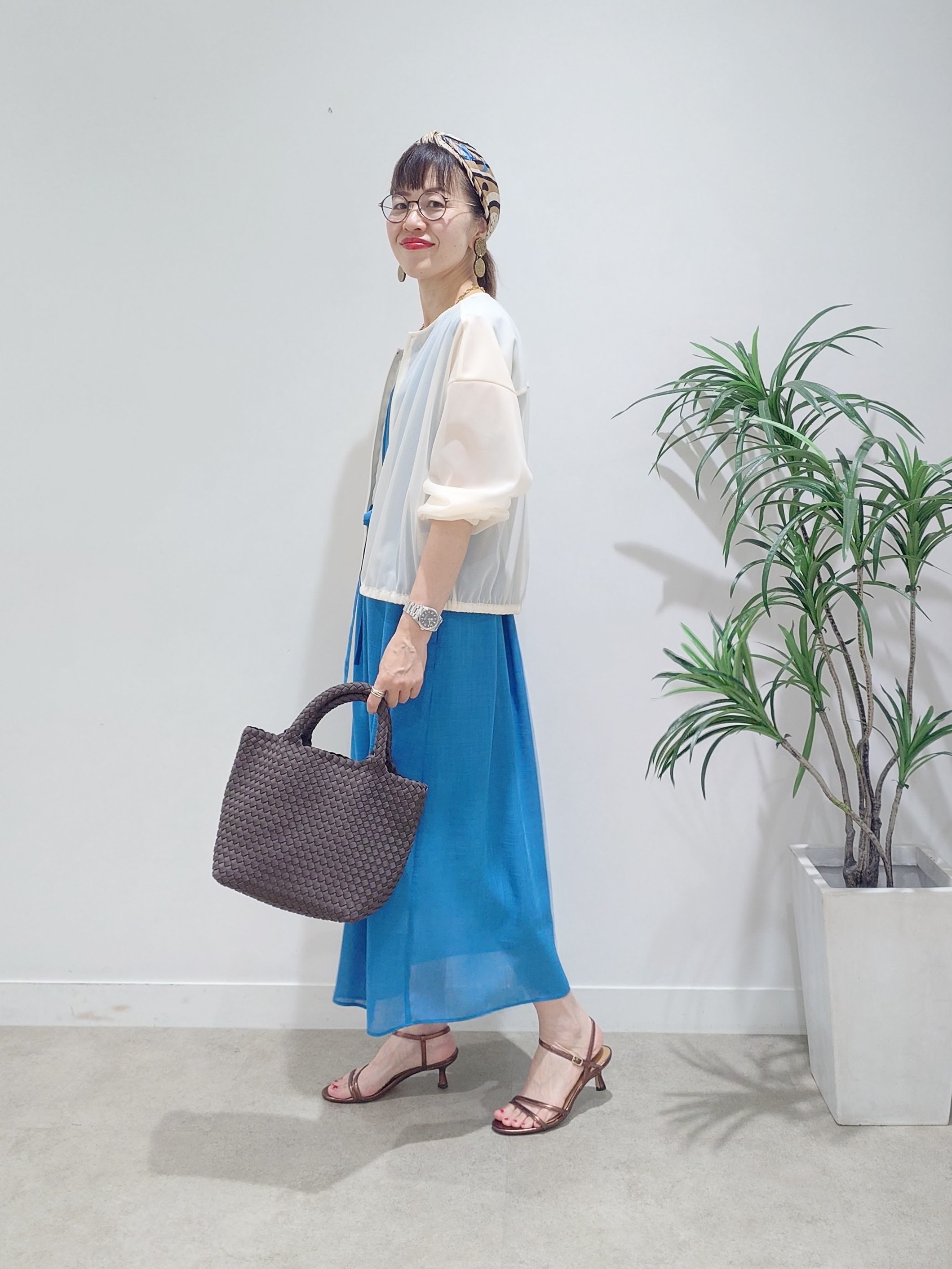 MUTSUKOさんの「UNTITLED｜【秋羽織り/ジップ】トリコットシアーブラウス」を使ったコーディネート