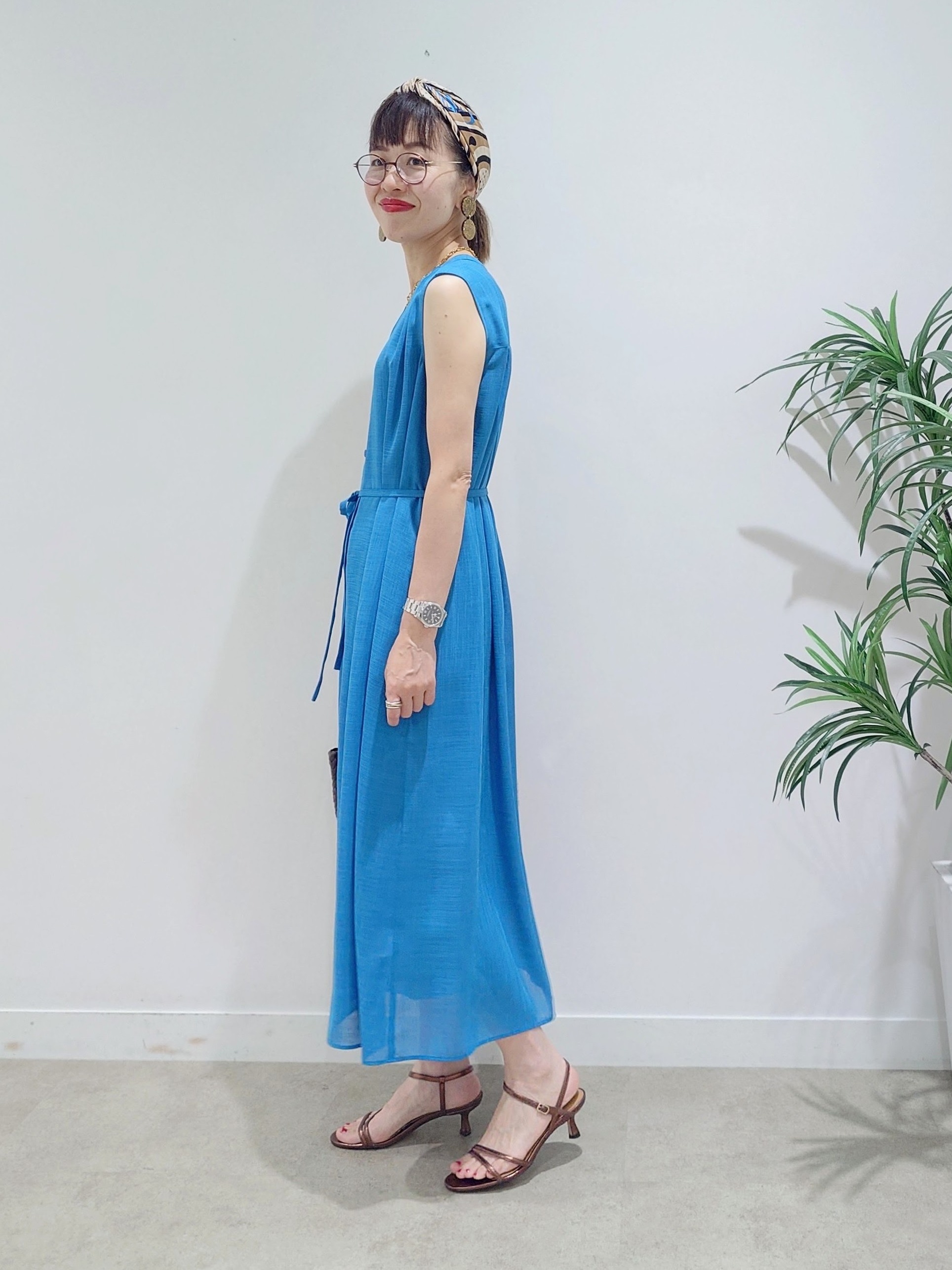 MUTSUKOさんの「UNTITLED｜【秋羽織り/ジップ】トリコットシアーブラウス」を使ったコーディネート