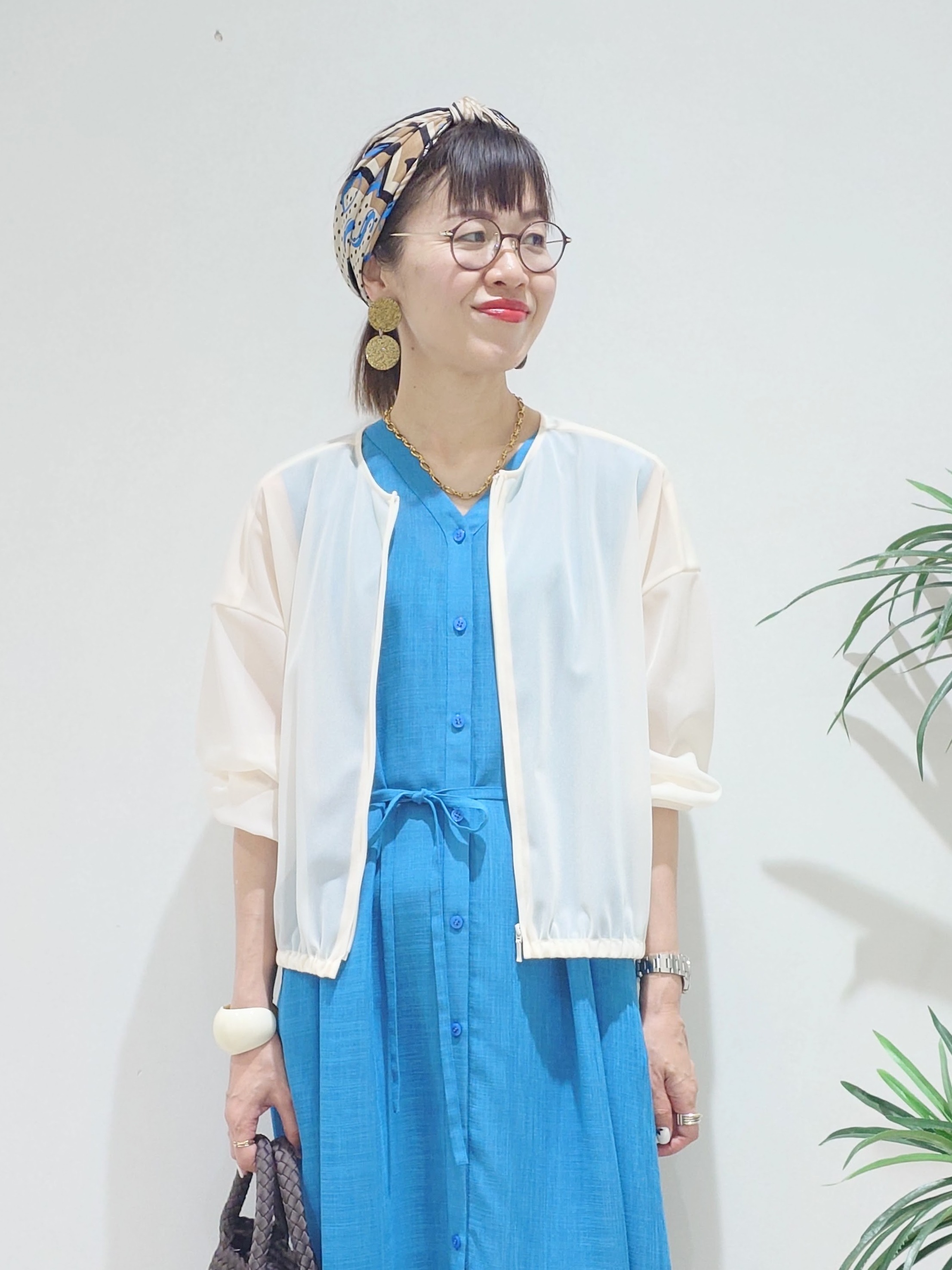 MUTSUKOさんの「UNTITLED｜【秋羽織り/ジップ】トリコットシアーブラウス」を使ったコーディネート