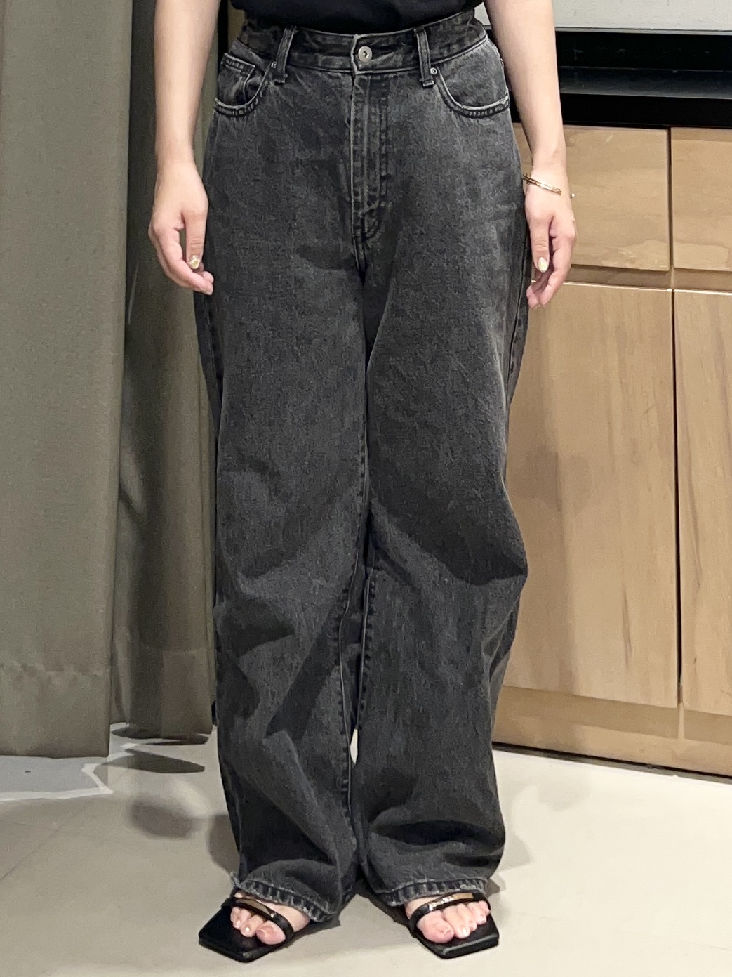 かのさんの「THE SHOP TK｜【M-XL/秋始めにちょうどいい】細見え5分袖Wポケットシャツ」を使ったコーディネート