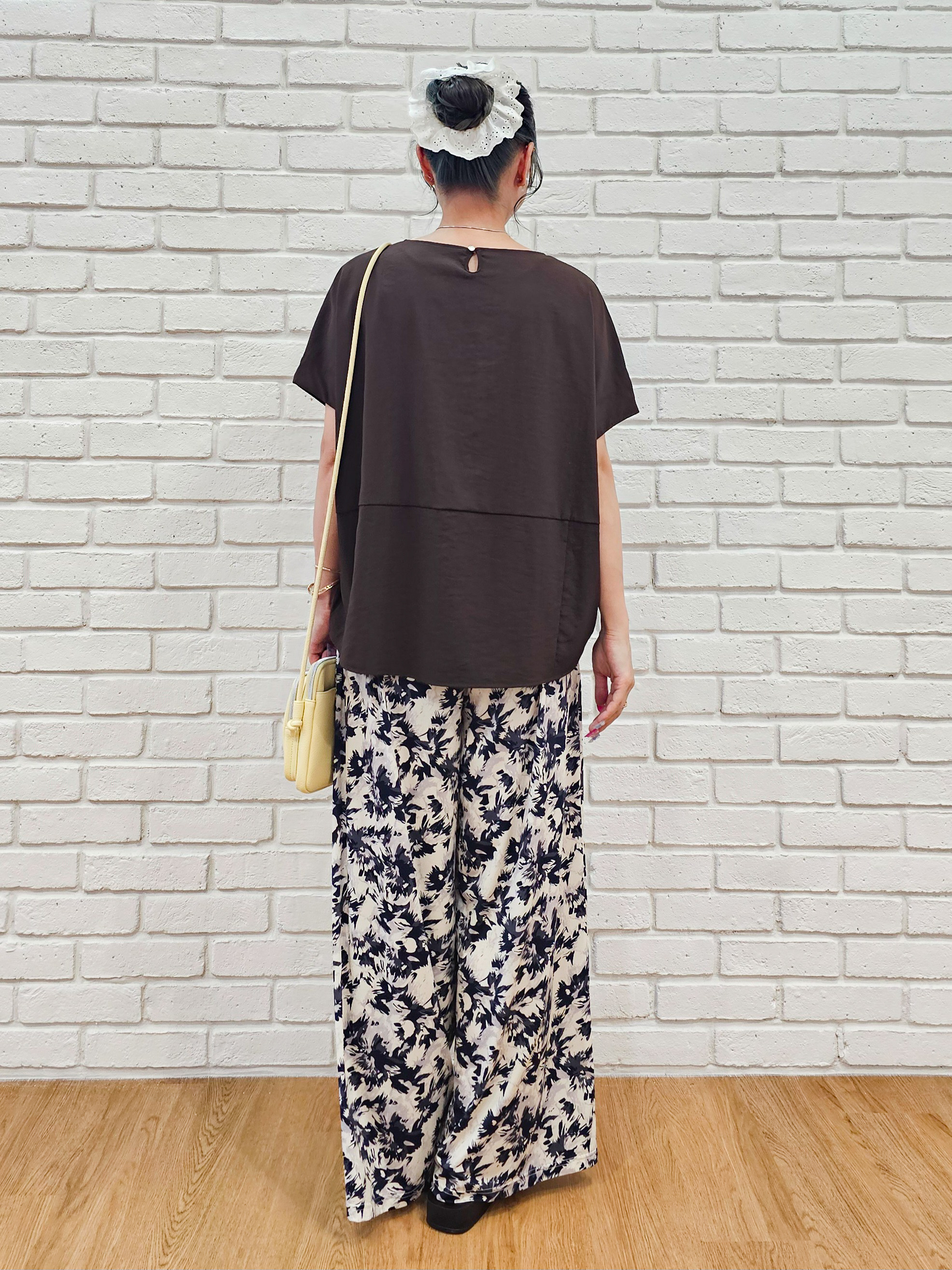 ゆゆさんの「SHOO･LA･RUE｜【洗濯機可/セットアップ可】軽凛(かろりん) シンプル上品 切替コクーントップス」を使ったコーディネート