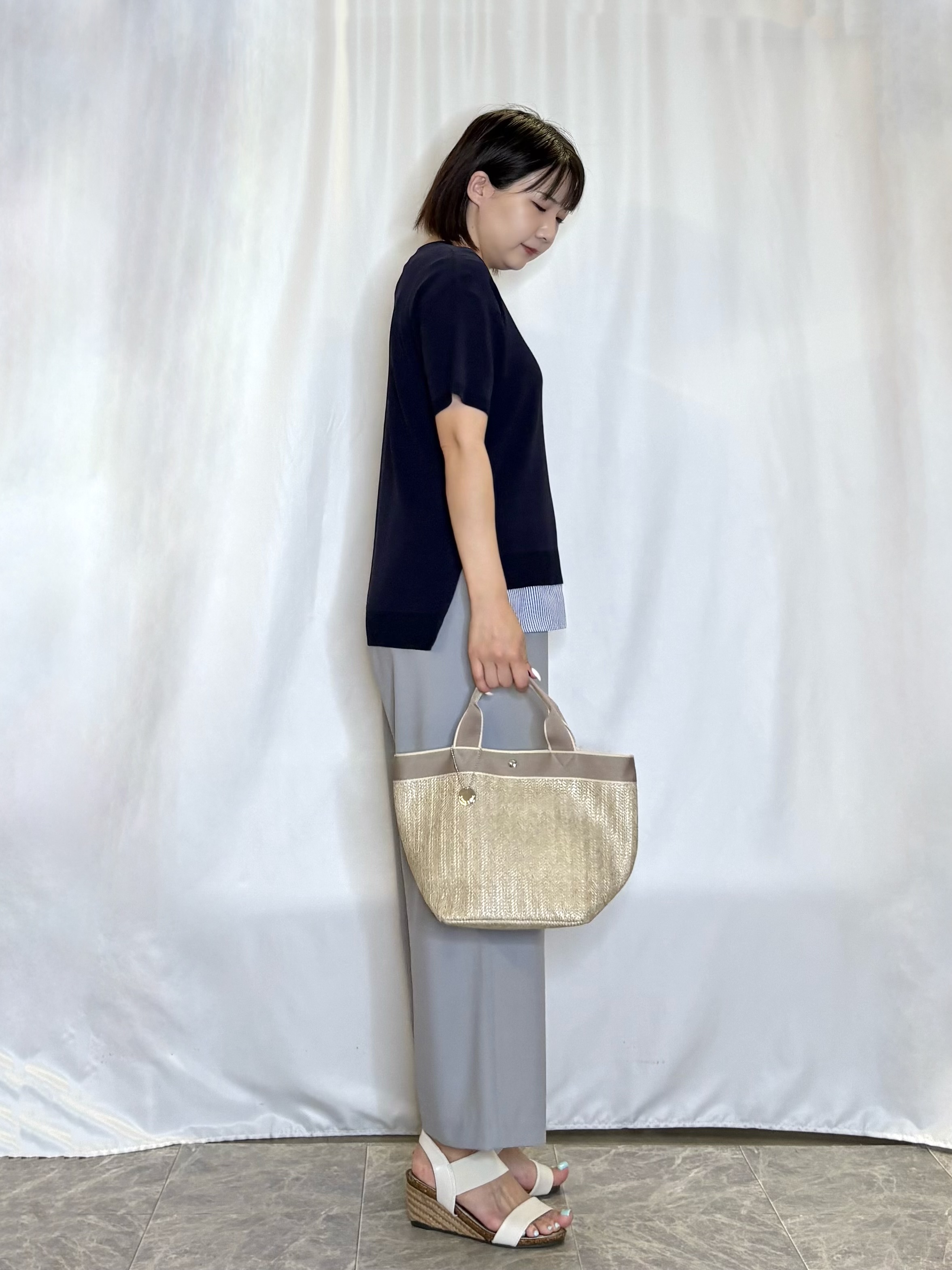ネリさんの「SHOO･LA･RUE｜【UV/洗濯機可/S-LL】毛玉になりにくい シャツレイヤード風でこなれ見え 半袖ニット」を使ったコーディネート