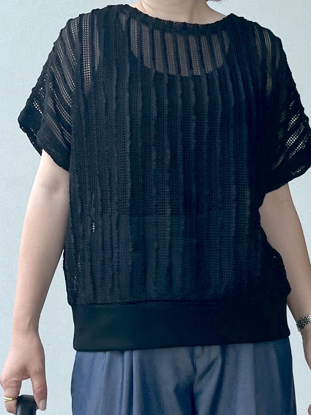 Soeさんの「DRESSTERIOR｜【体型カバー/日除け】ドルマンスリーブ シアーメッシュプルオーバー」を使ったコーディネート