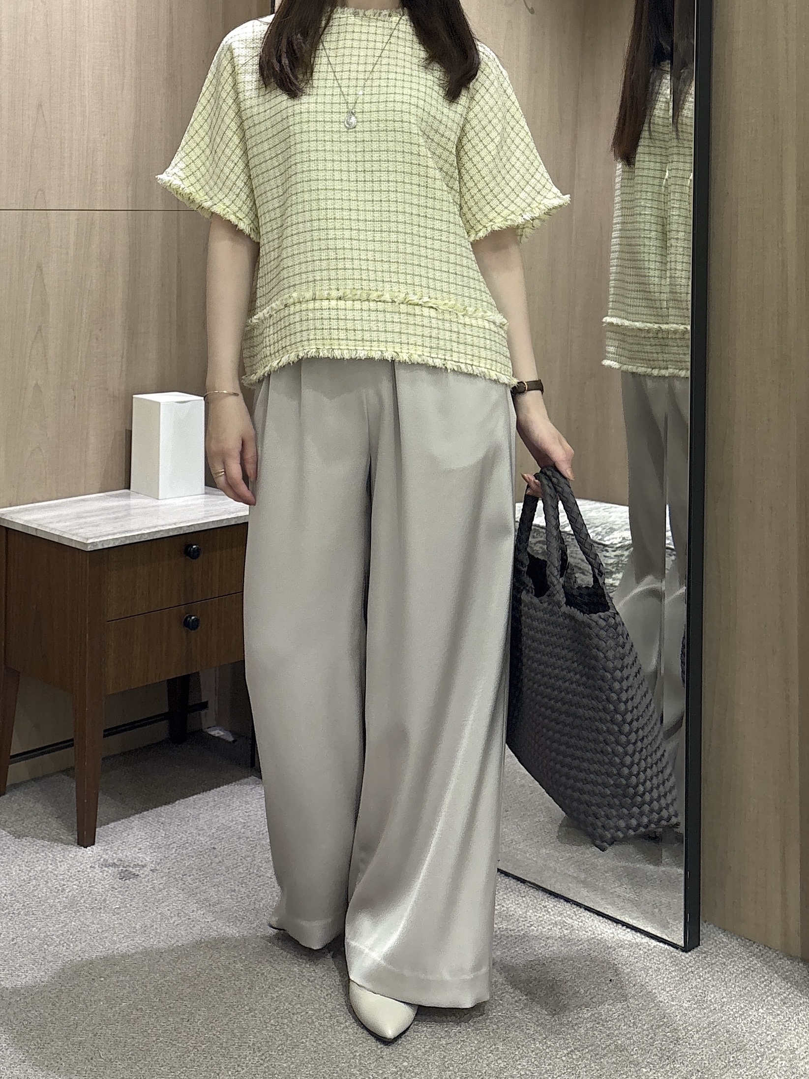 asamiさんの「UNTITLED｜◆ファンシーツイードブラウス」を使ったコーディネート
