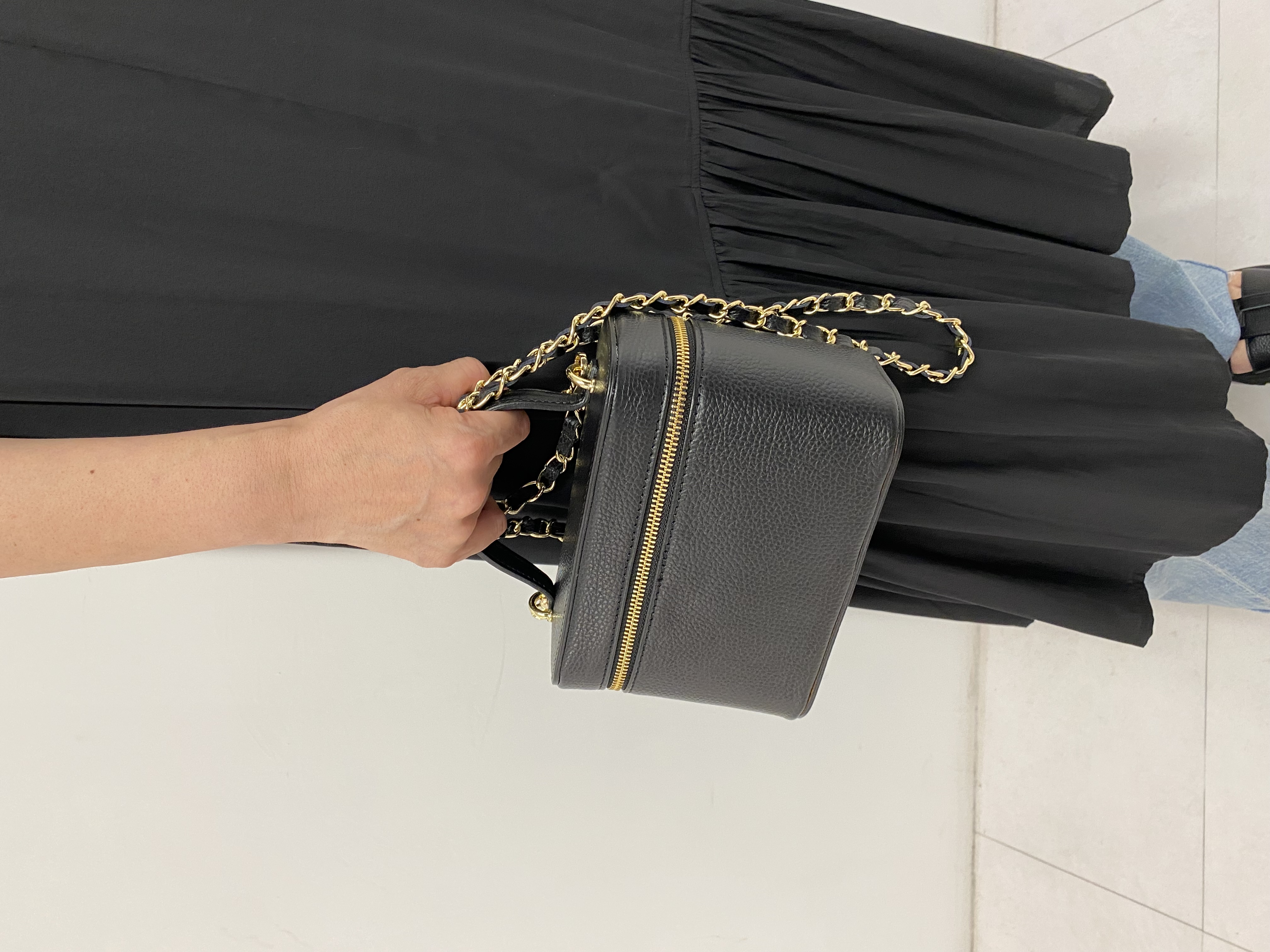 Sawaguchiさんの「DRESSTERIOR｜ヴィンテージ加工ワイドデニムパンツ」を使ったコーディネート