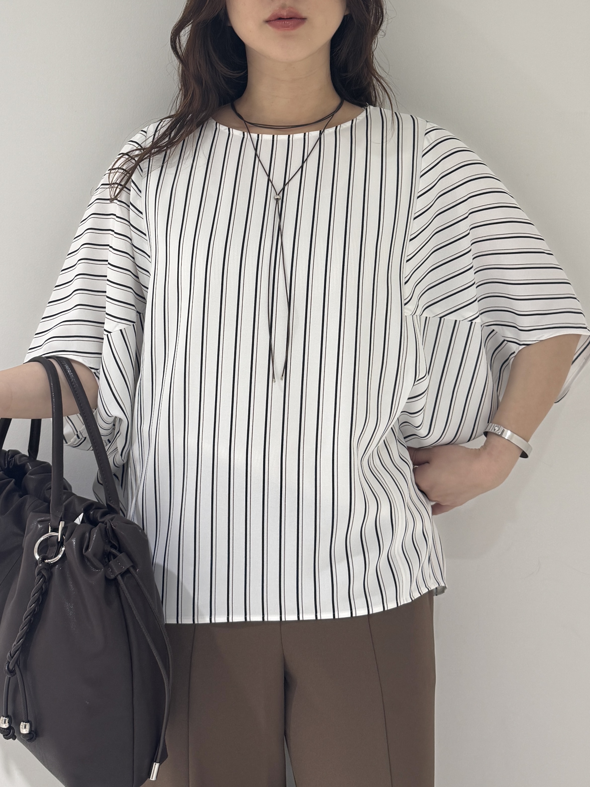 そんさんの「INDIVI｜【洗える／UVケア】ジョーゼットドルマンブラウス」を使ったコーディネート