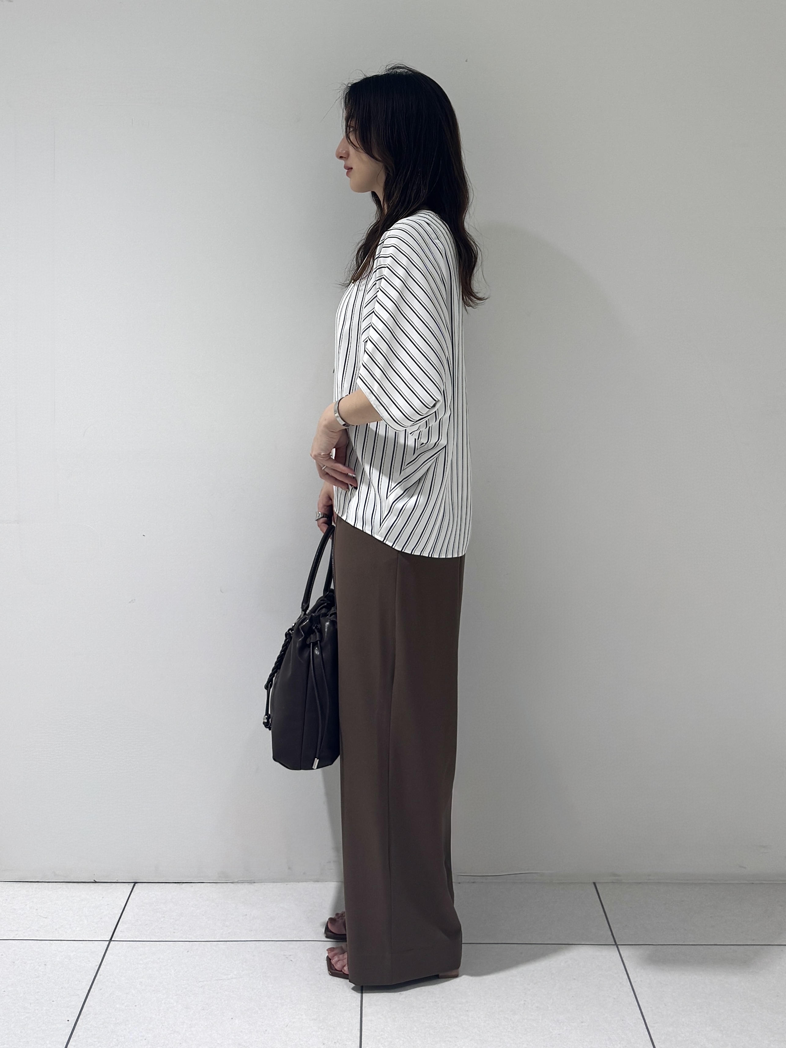 そんさんの「INDIVI｜【洗える／UVケア】ジョーゼットドルマンブラウス」を使ったコーディネート