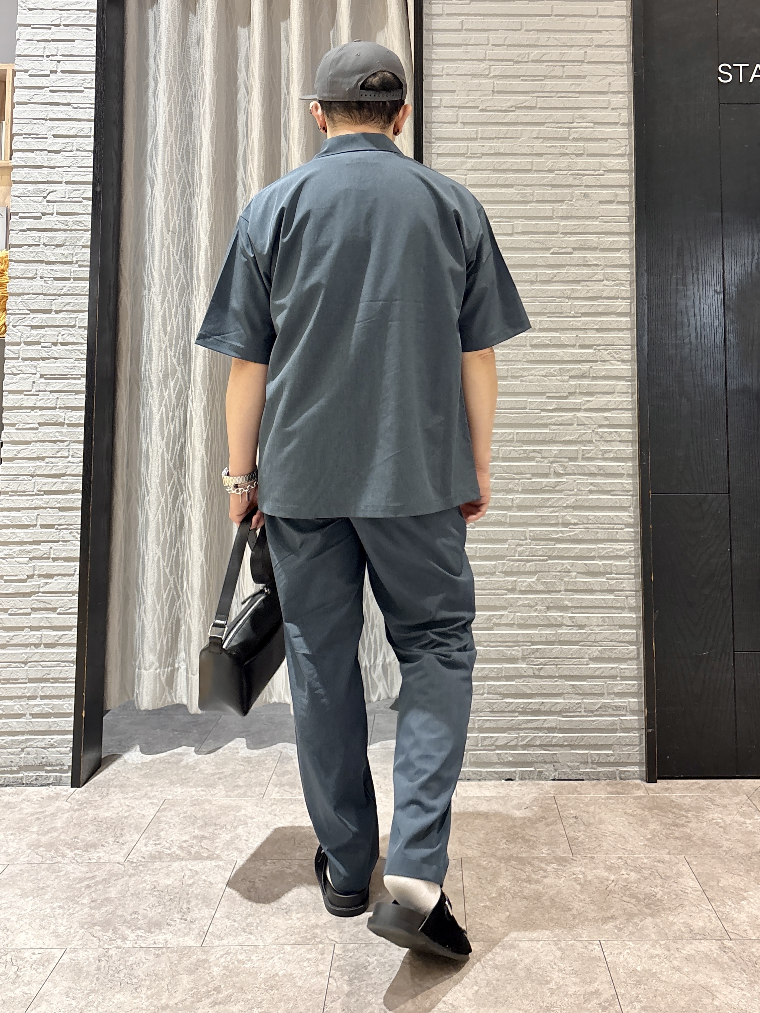 Pーyamaさんの「THE SHOP TK｜【吸水速乾／防シワ／マシンウォッシャブル】ハイドロクール 半袖シャツ」を使ったコーディネート