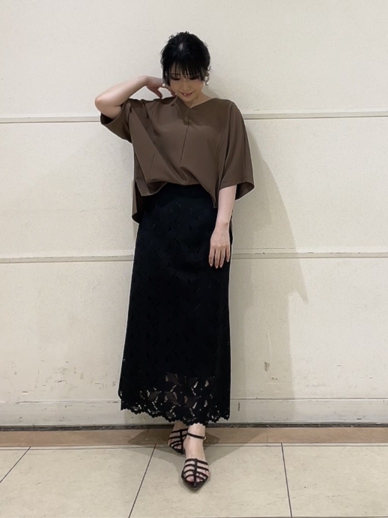 watanabeさんの「UNTITLED｜【体型＆二の腕カバー/着る日傘】ドルマントップス」を使ったコーディネート
