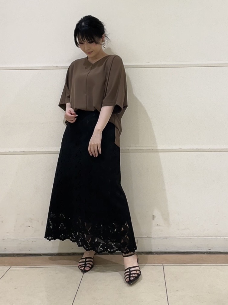 watanabeさんの「UNTITLED｜【体型＆二の腕カバー/着る日傘】ドルマントップス」を使ったコーディネート